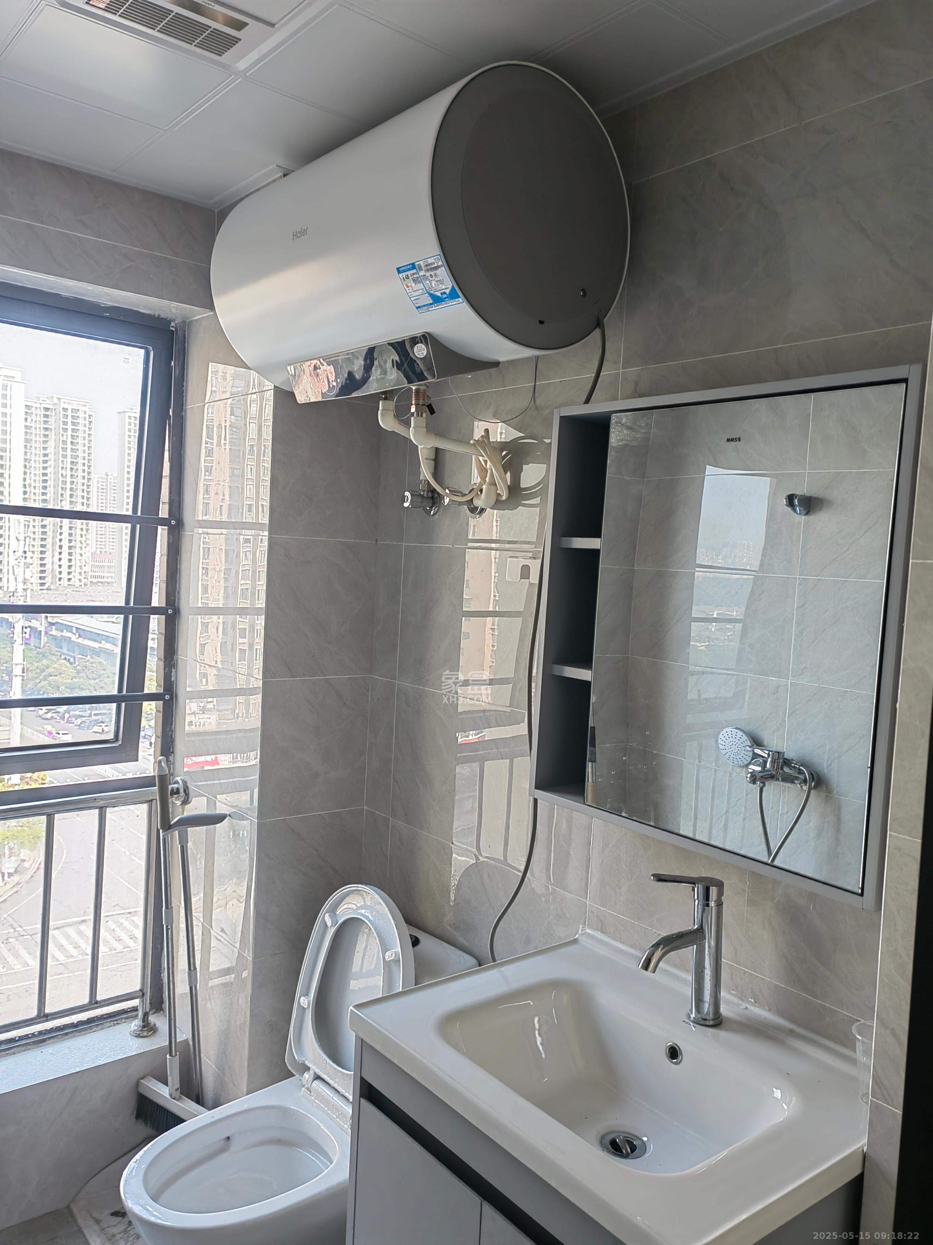 鑫远熙山 1室1厅1卫 1400.0元/月 鑫远熙山 1室1厅1卫 1400.0元/月室内图