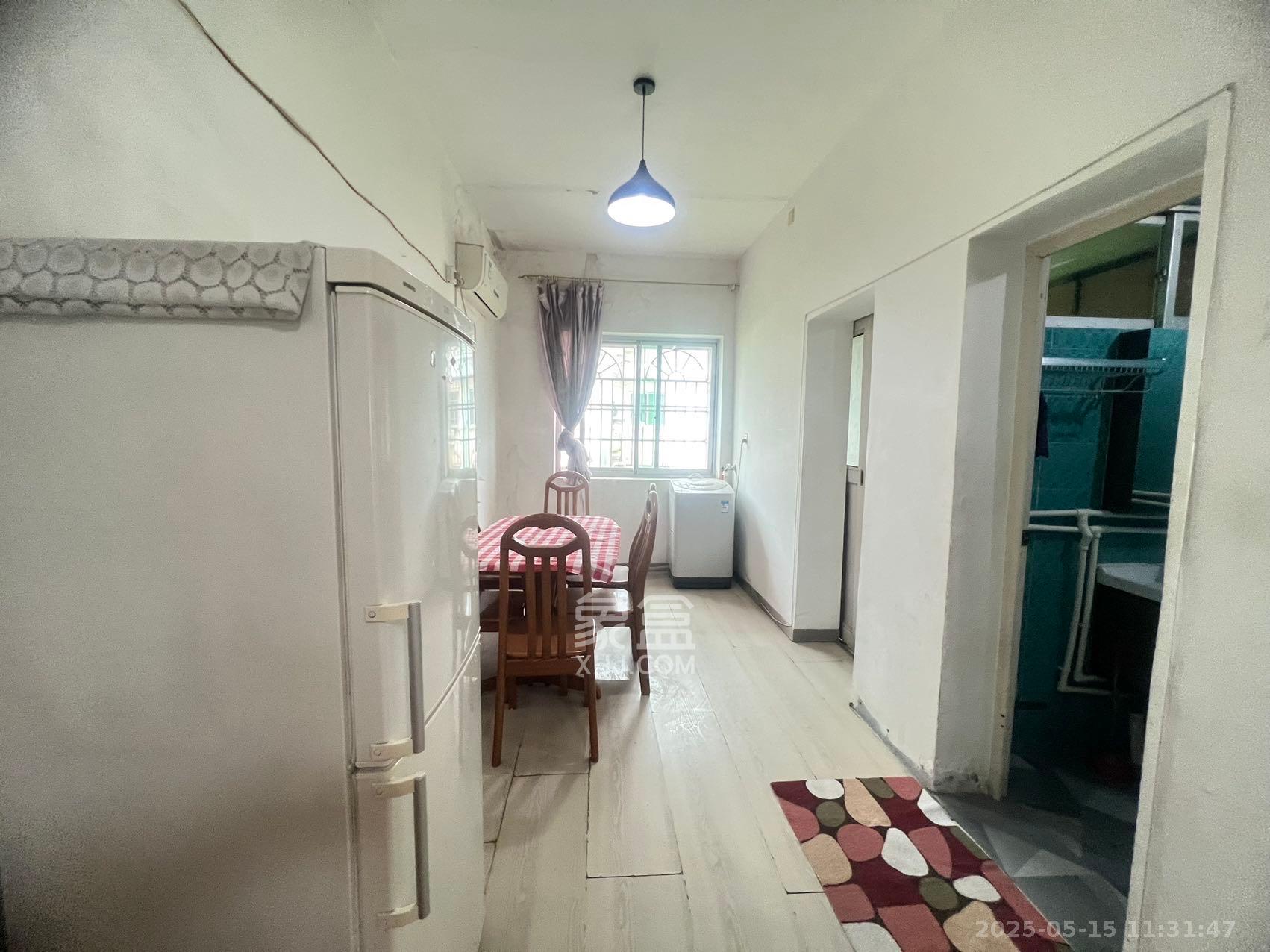 中南汽车世界 2室2厅1卫 1000.0元/月 中南汽车世界 2室2厅1卫 1000.0元/月室内图