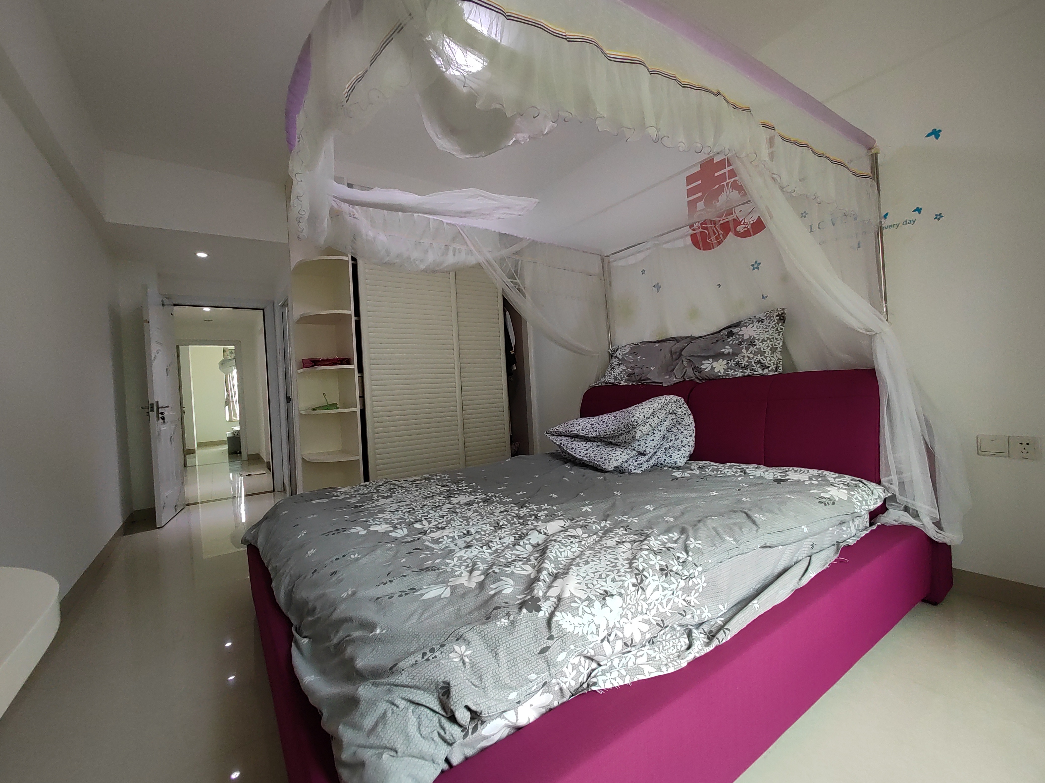 富源佳园 3室2厅2卫 2500.0元/月 富源佳园 3室2厅2卫 2500.0元/月室内图