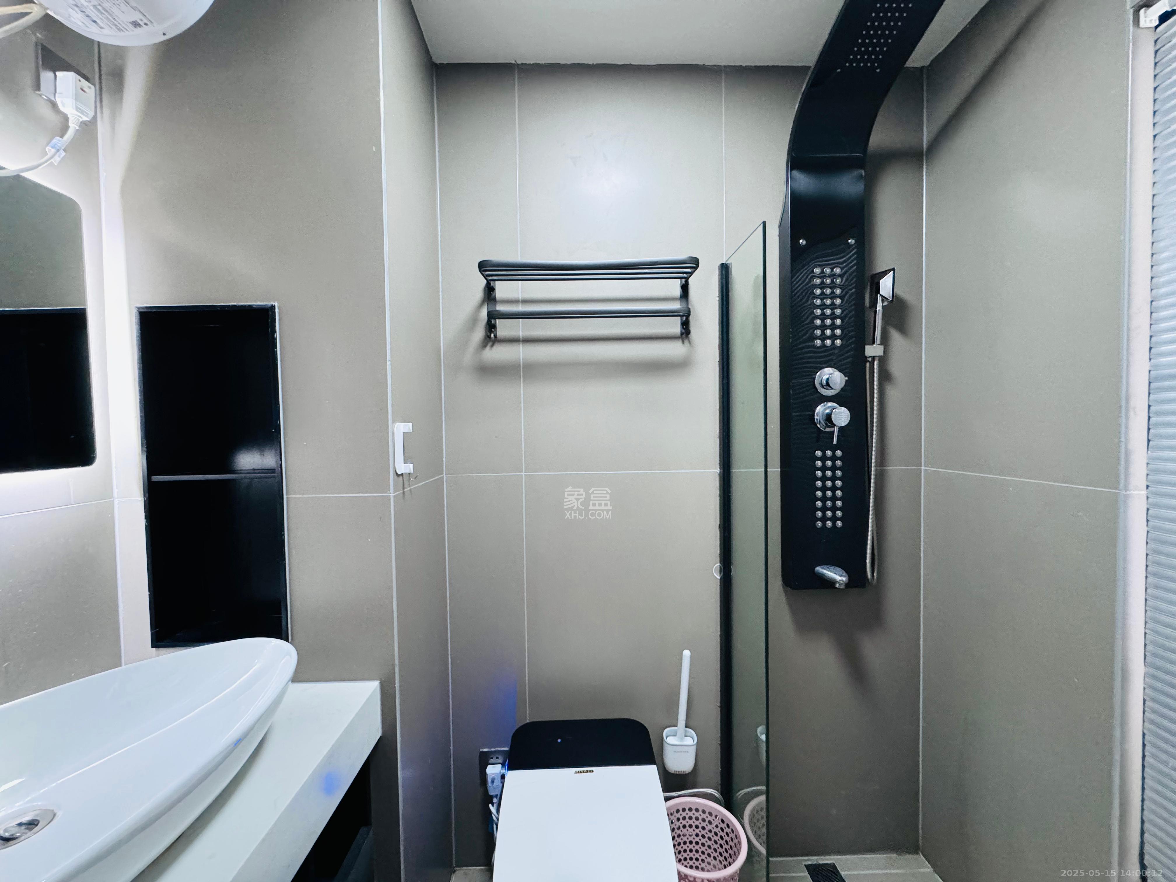 龙湖铂金岛 2室1厅1卫 1600.0元/月 龙湖铂金岛 2室1厅1卫 1600.0元/月室内图