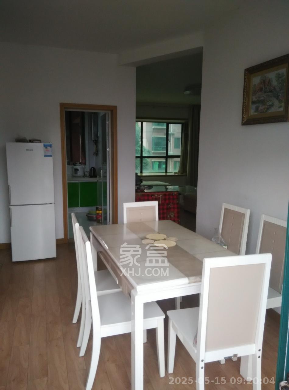 湘府东苑 3室2厅2卫 2700.0元/月 湘府东苑 3室2厅2卫 2700.0元/月室内图