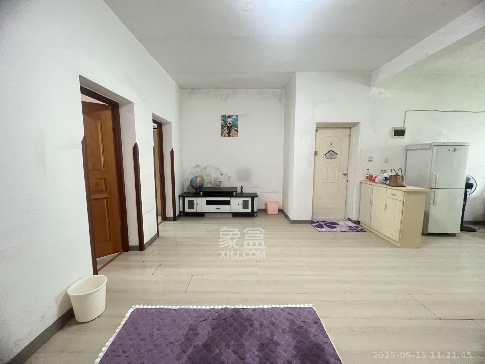 中南汽车世界 2室2厅1卫 1000.0元/月 中南汽车世界 2室2厅1卫 1000.0元/月室内图