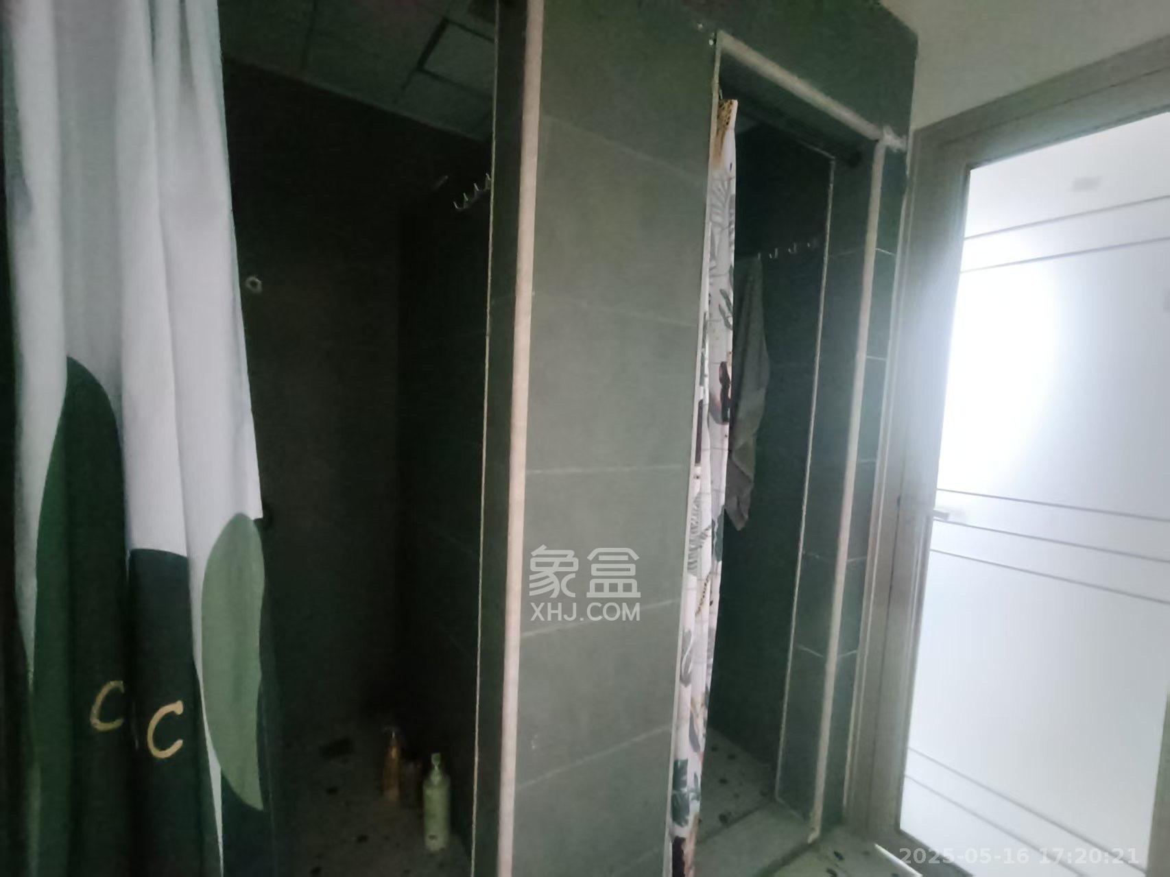 艺源颂雅小区(719街区) 5室0厅0卫 4000.0元/月 艺源颂雅小区(719街区) 5室0厅0卫 4000.0元/月室内图