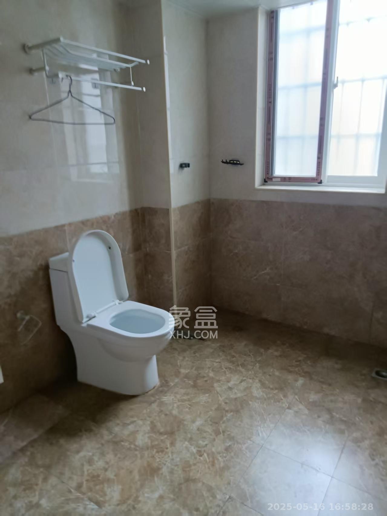 星城新宇桃花苑 3室2厅1卫 1900.0元/月 星城新宇桃花苑 3室2厅1卫 1900.0元/月室内图