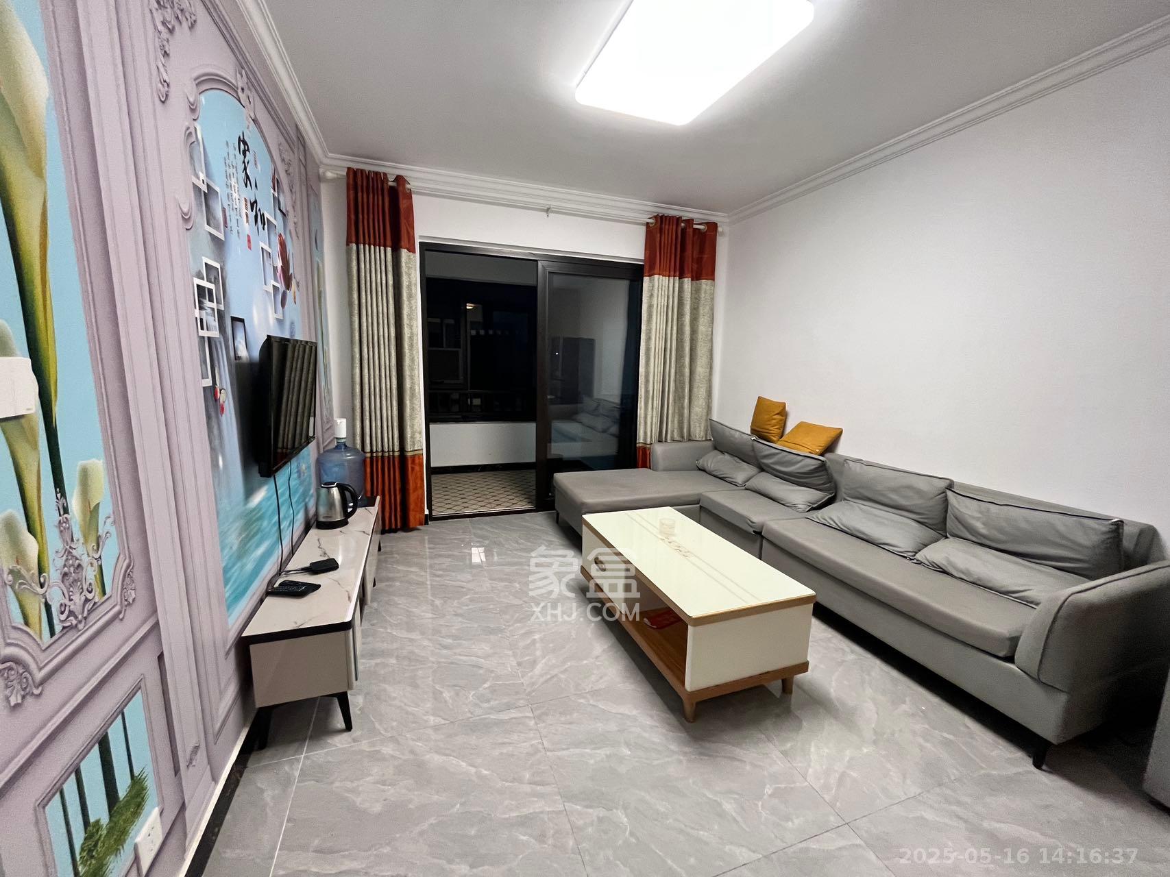 新城璟隽(麓华新城) 3室2厅2卫 1500.0元/月 新城璟隽(麓华新城) 3室2厅2卫 1500.0元/月室内图