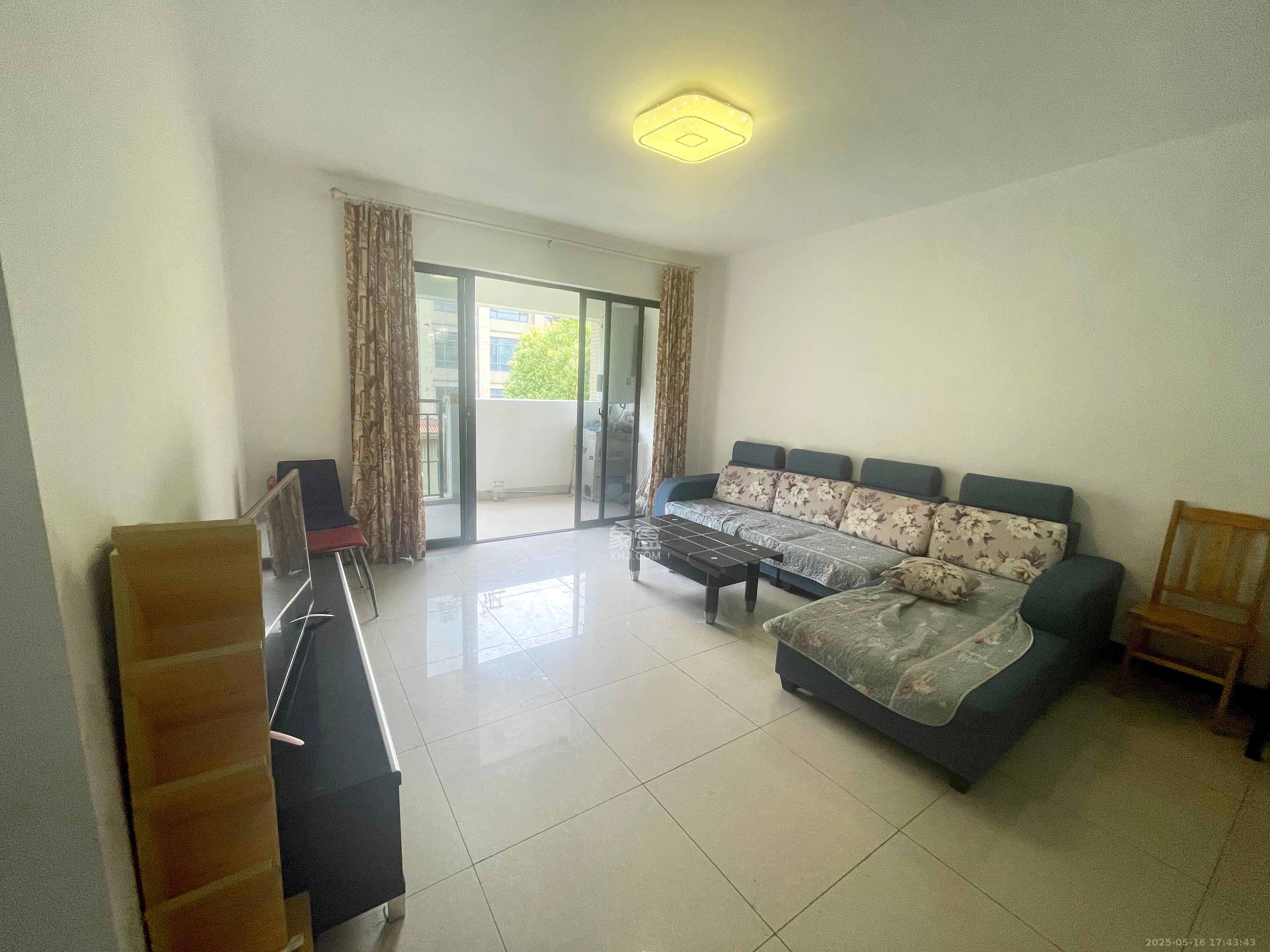 保利天心嘉园 4室2厅1卫 2300.0元/月 保利天心嘉园 4室2厅1卫 2300.0元/月室内图