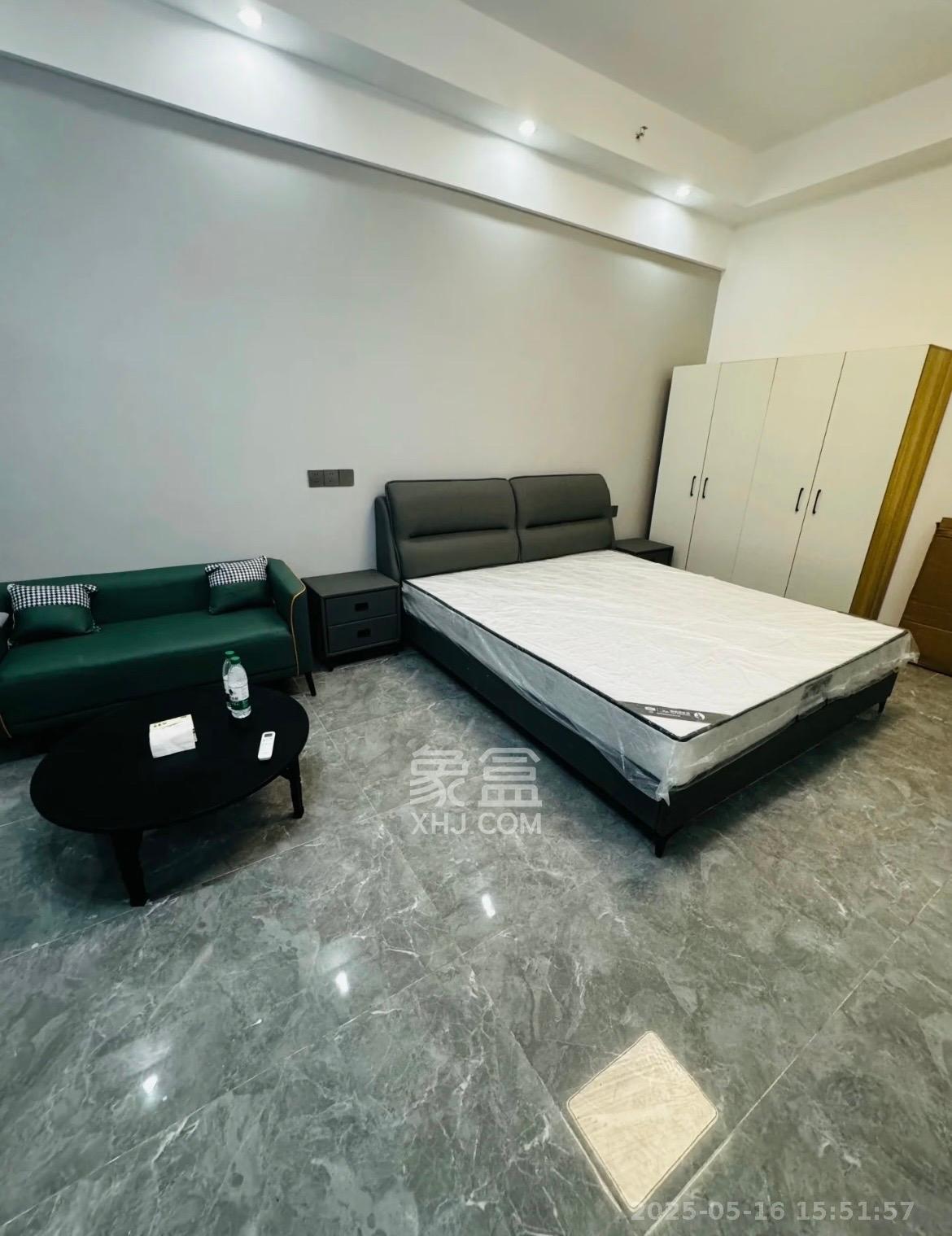 江南华府  1室0厅0卫    1700.0元/月室内图