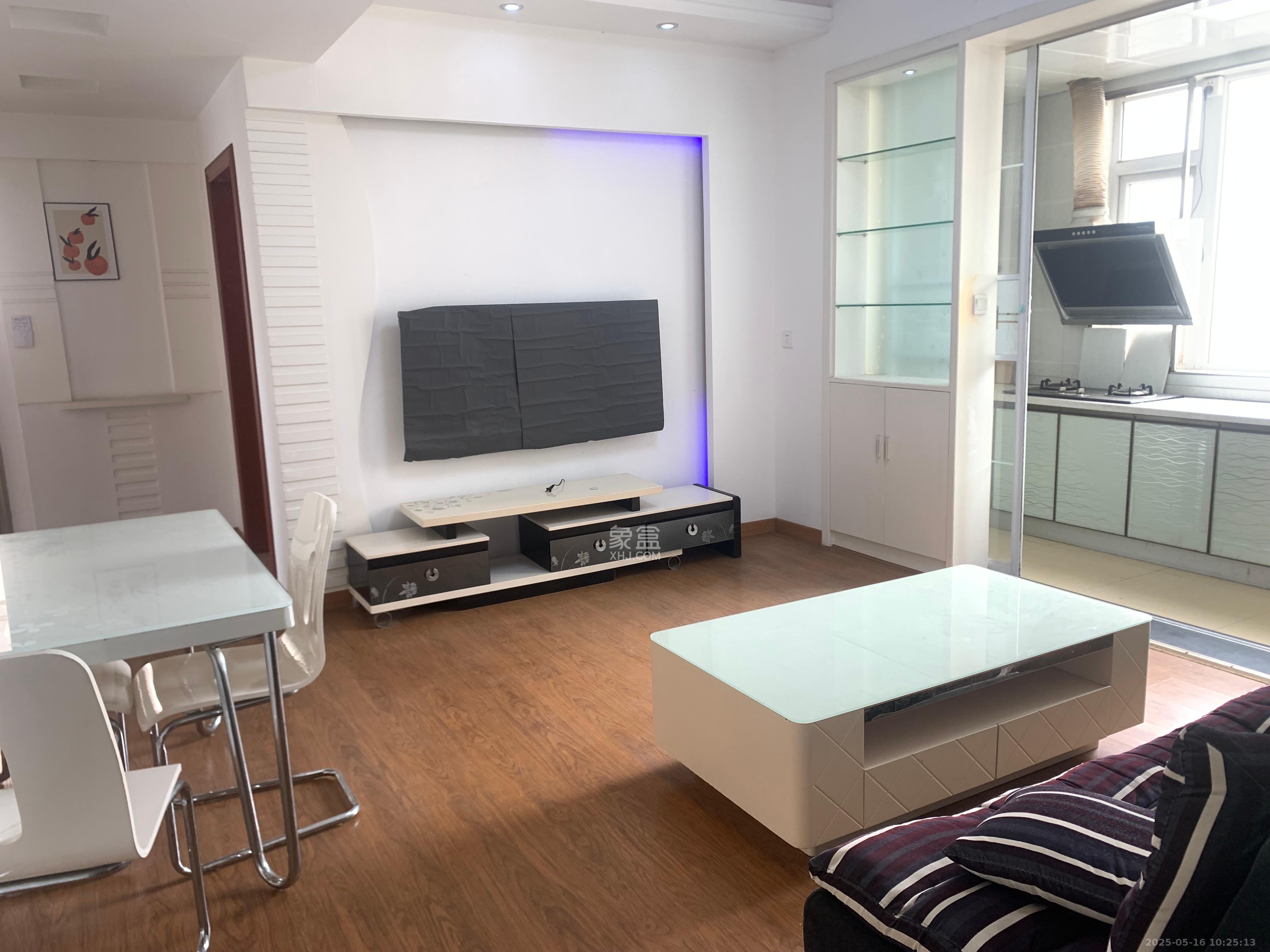 中房F联邦  2室2厅1卫    2500.0元/月 中房F联邦  2室2厅1卫    2500.0元/月室内图