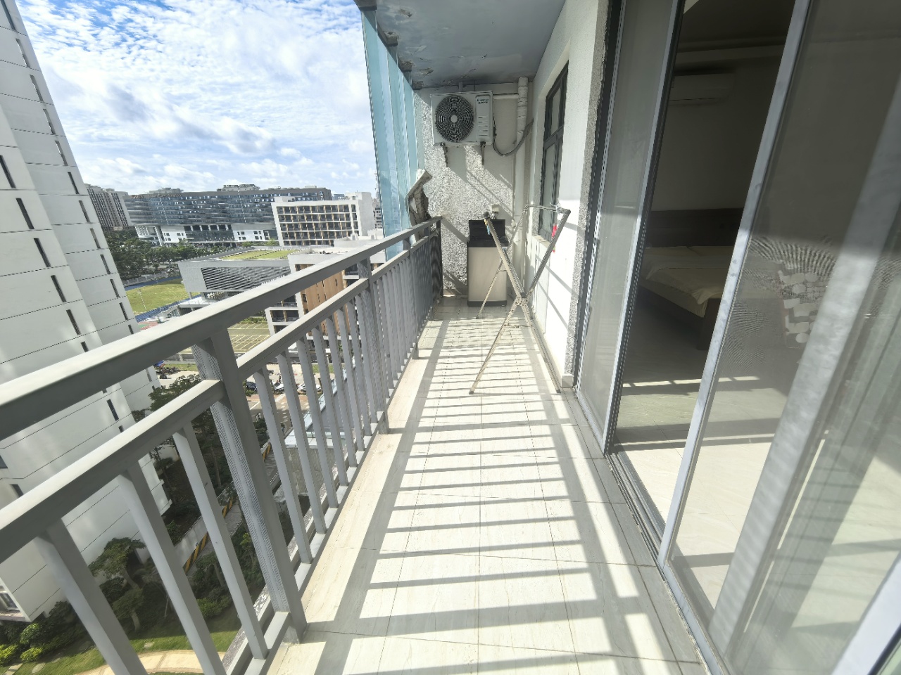 伊泰天骄一期  1室2厅1卫   1500.00元/月室内图