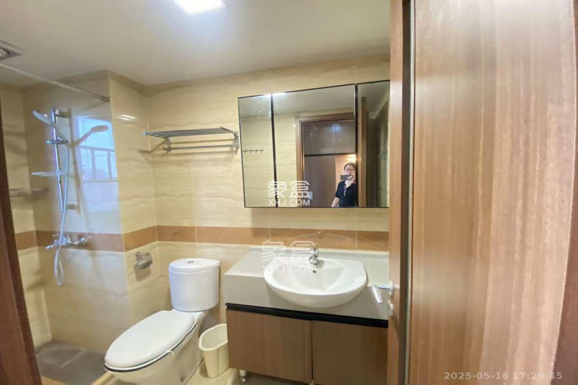 万科白鹭郡 4室2厅2卫 3800.0元/月 万科白鹭郡 4室2厅2卫 3800.0元/月室内图