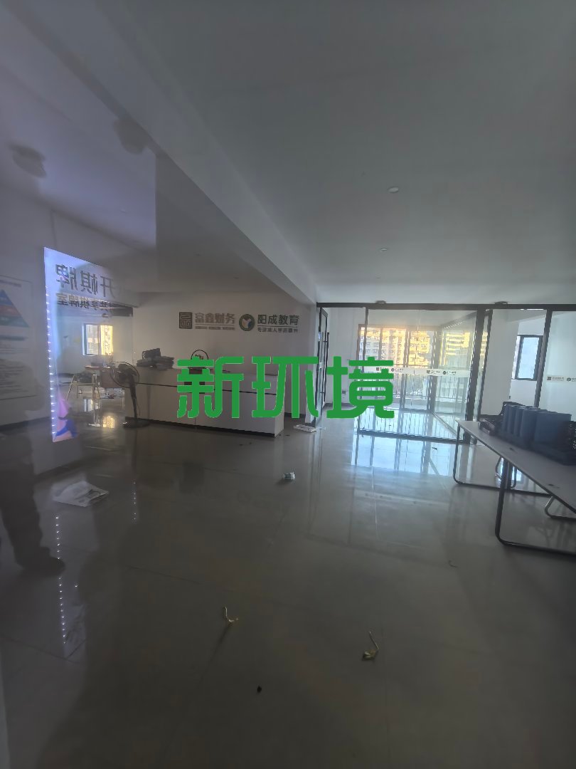 泊富广场  2室2厅1卫   8500.00元/月室内图