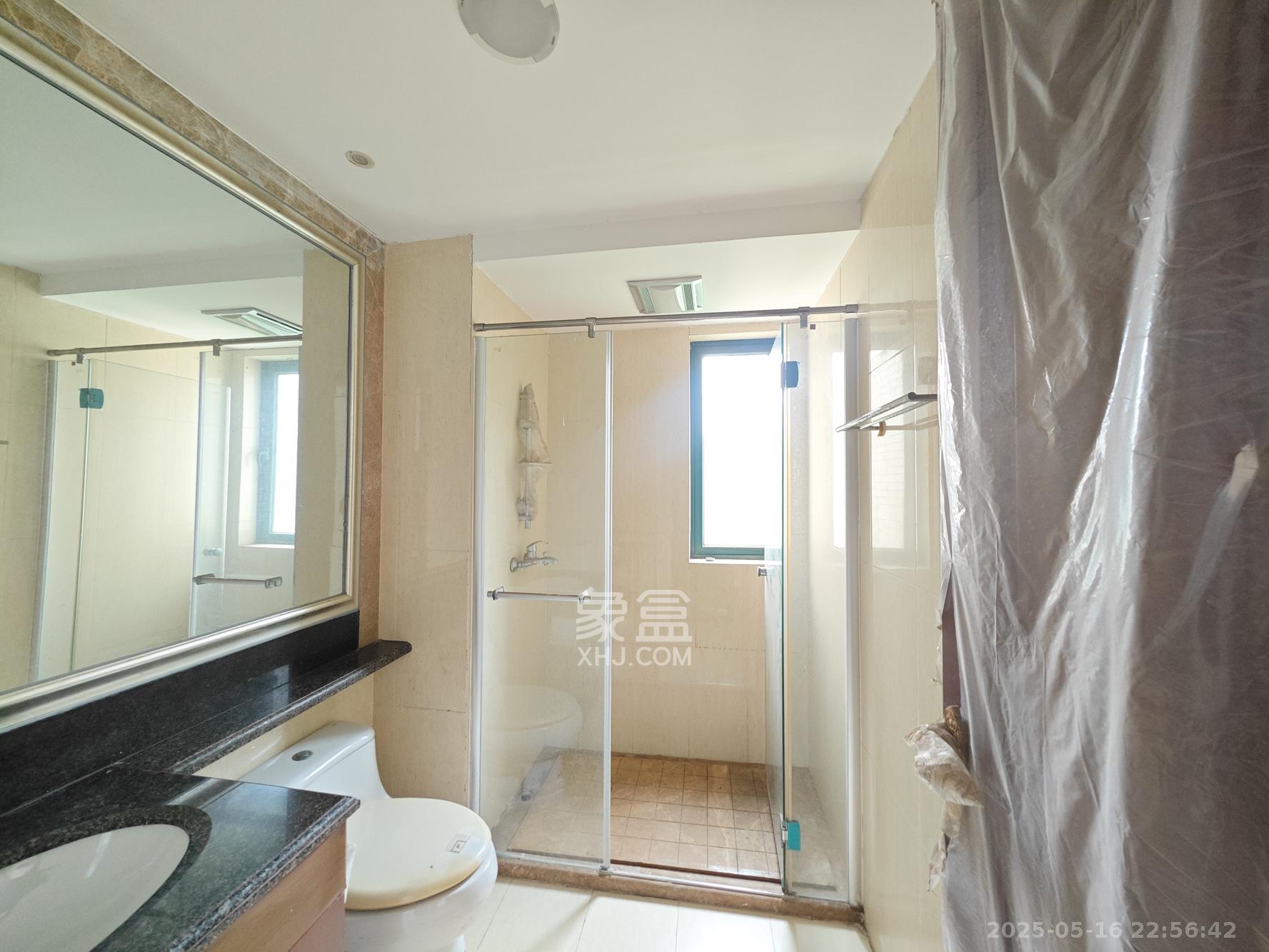 恒大城  4室2厅2卫    150.0万其他