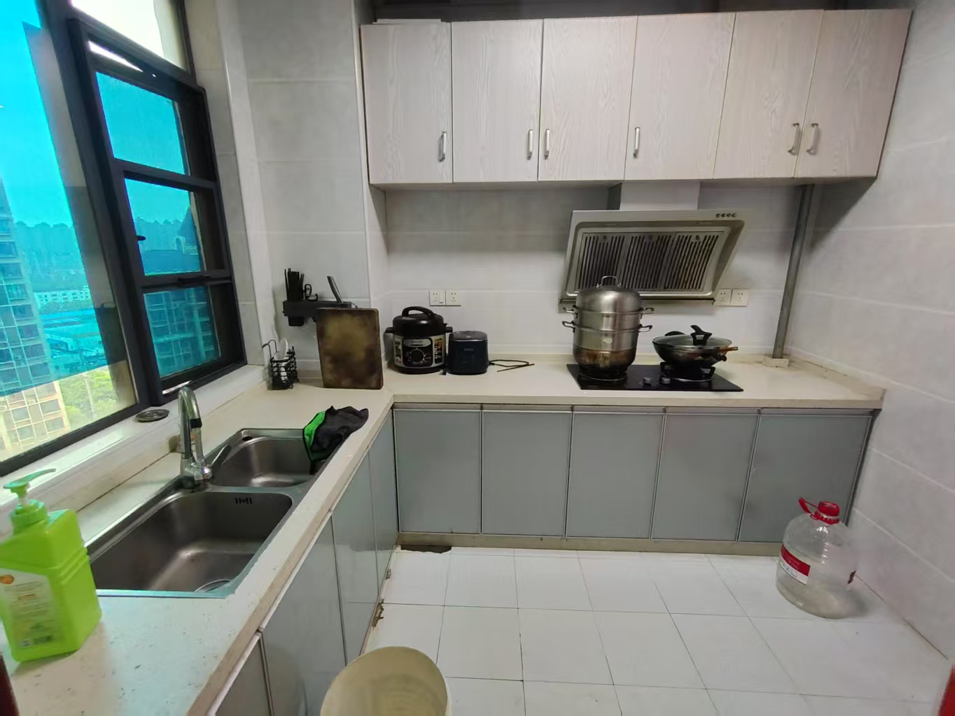 华晨御园 3室2厅2卫 61.0万 华晨御园 3室2厅2卫 61.0万室内图