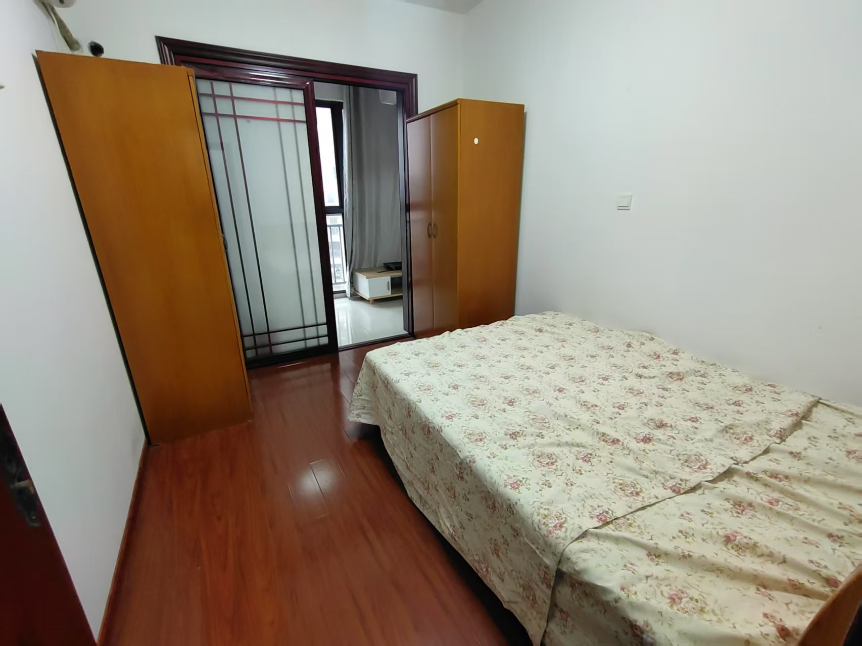 华晨御园 3室2厅2卫 61.0万 华晨御园 3室2厅2卫 61.0万室内图