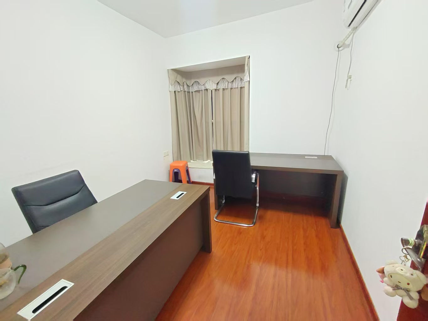 华晨御园 3室2厅2卫 61.0万 华晨御园 3室2厅2卫 61.0万室内图