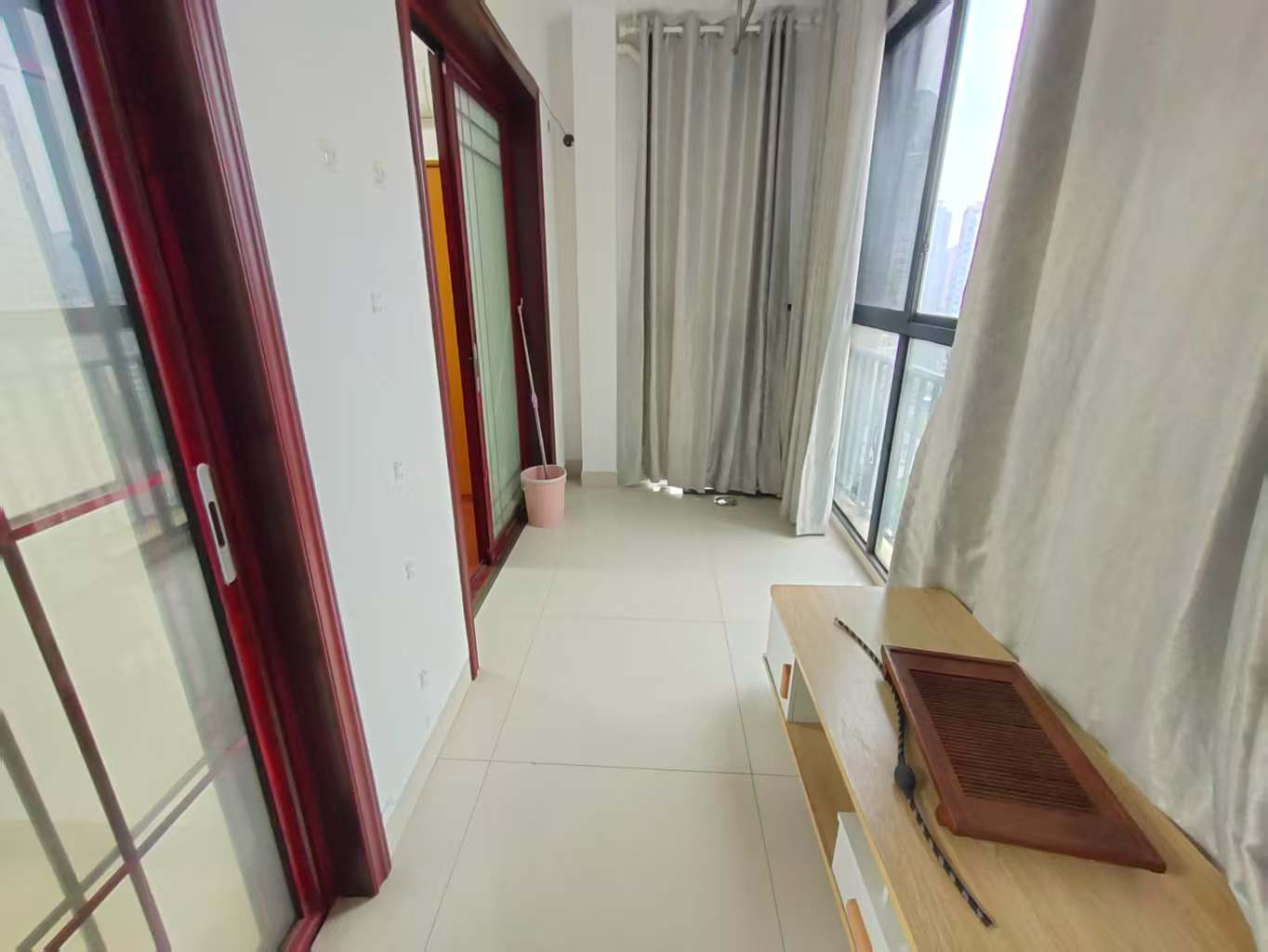 华晨御园 3室2厅2卫 61.0万 华晨御园 3室2厅2卫 61.0万室内图