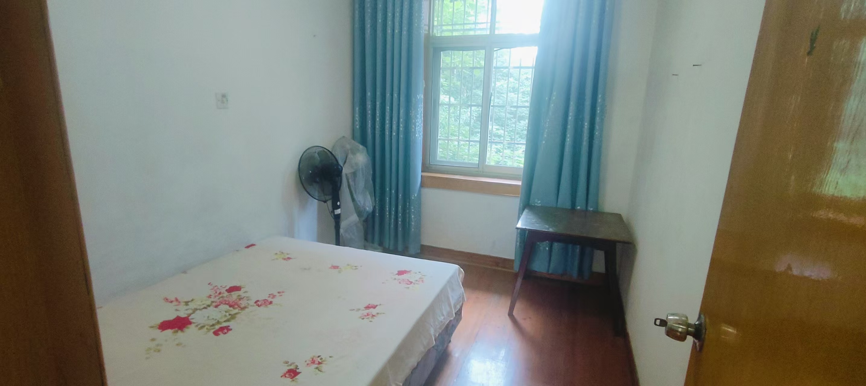 翠竹小区建设二村 3室1厅1卫 19.8万 翠竹小区建设二村 3室1厅1卫 19.8万室内图