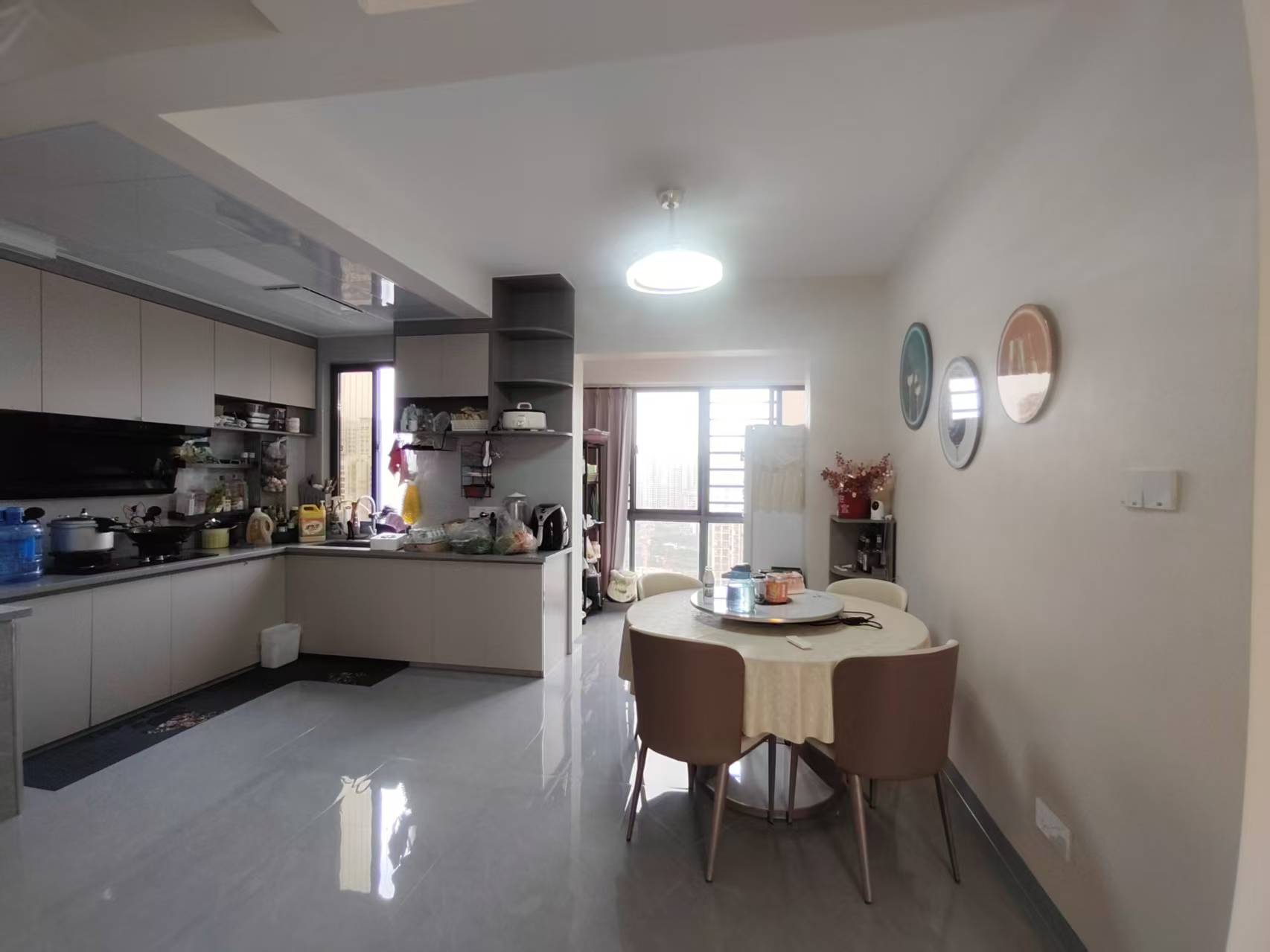 亿都漫城 4室2厅2卫 96.0万 亿都漫城 4室2厅2卫 96.0万室内图