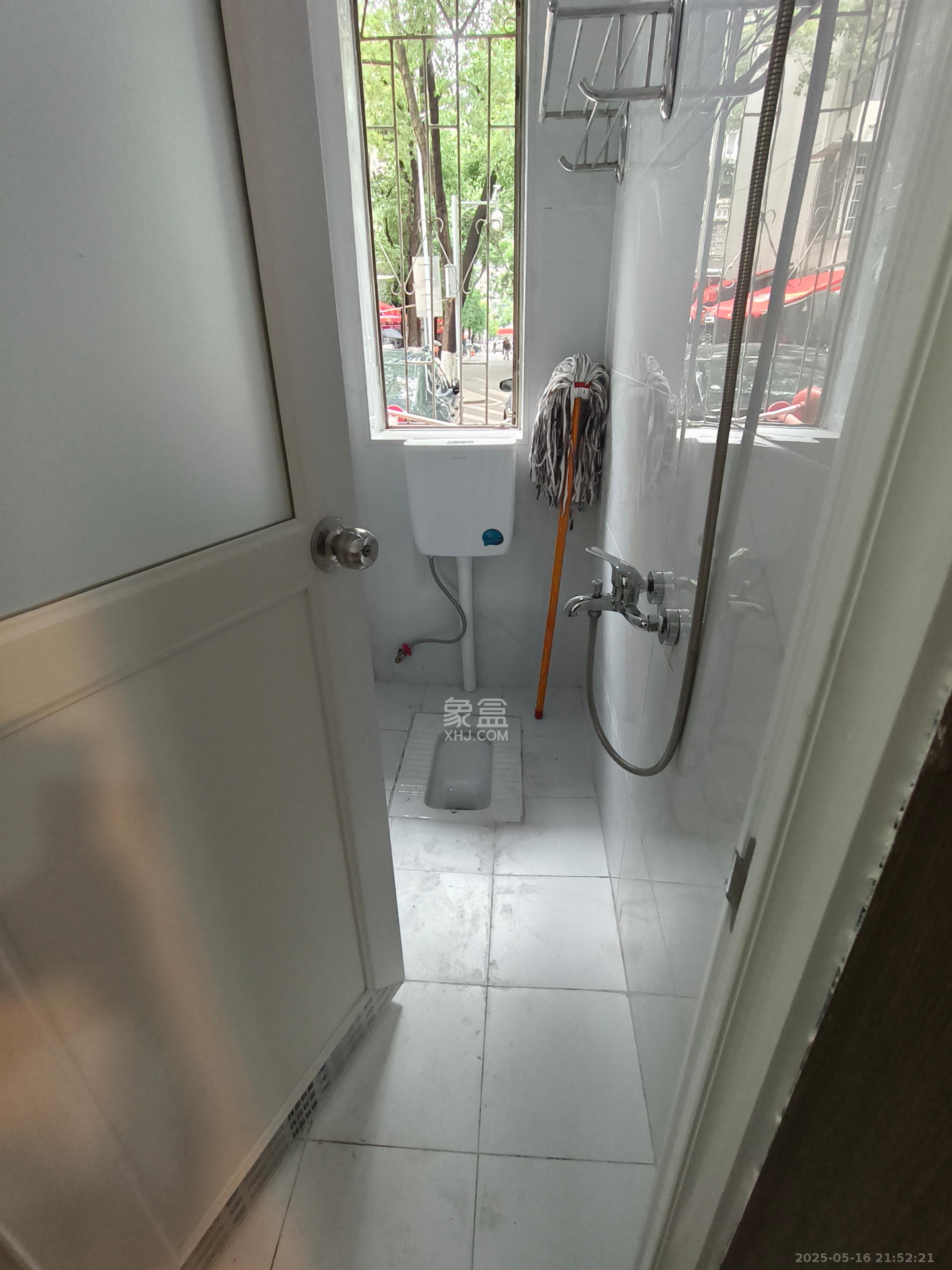 圭塘三小区 1室1厅1卫 1650.0元/月 圭塘三小区 1室1厅1卫 1650.0元/月室内图