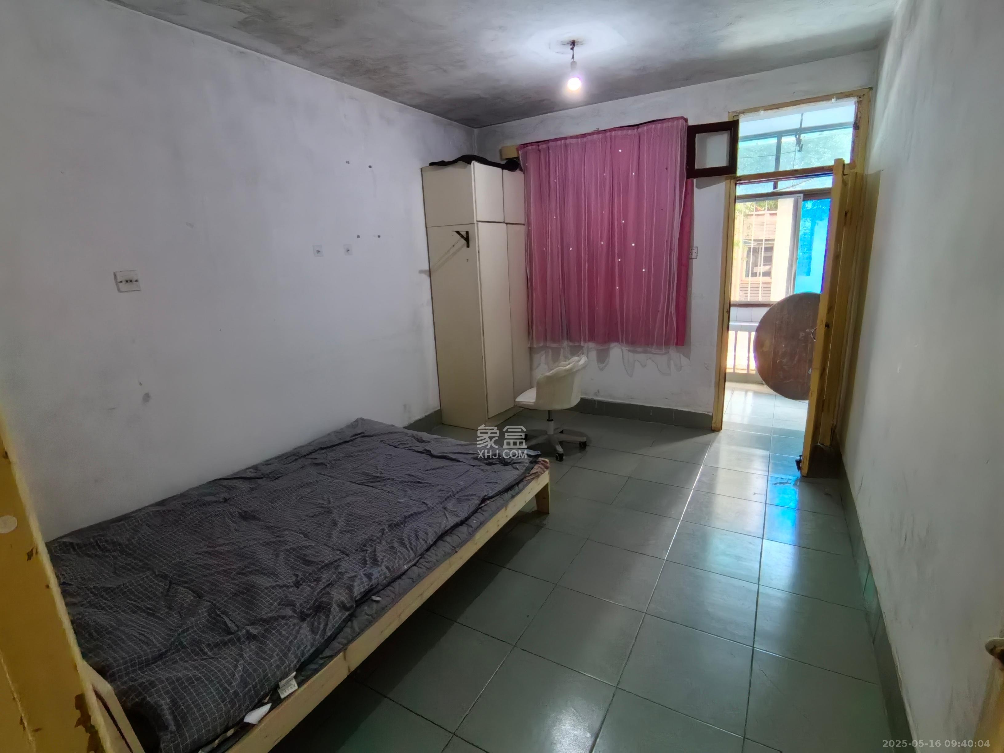 白沙啤酒公寓  2室2厅1卫    1400.0元/月 白沙啤酒公寓  2室2厅1卫    1400.0元/月室内图