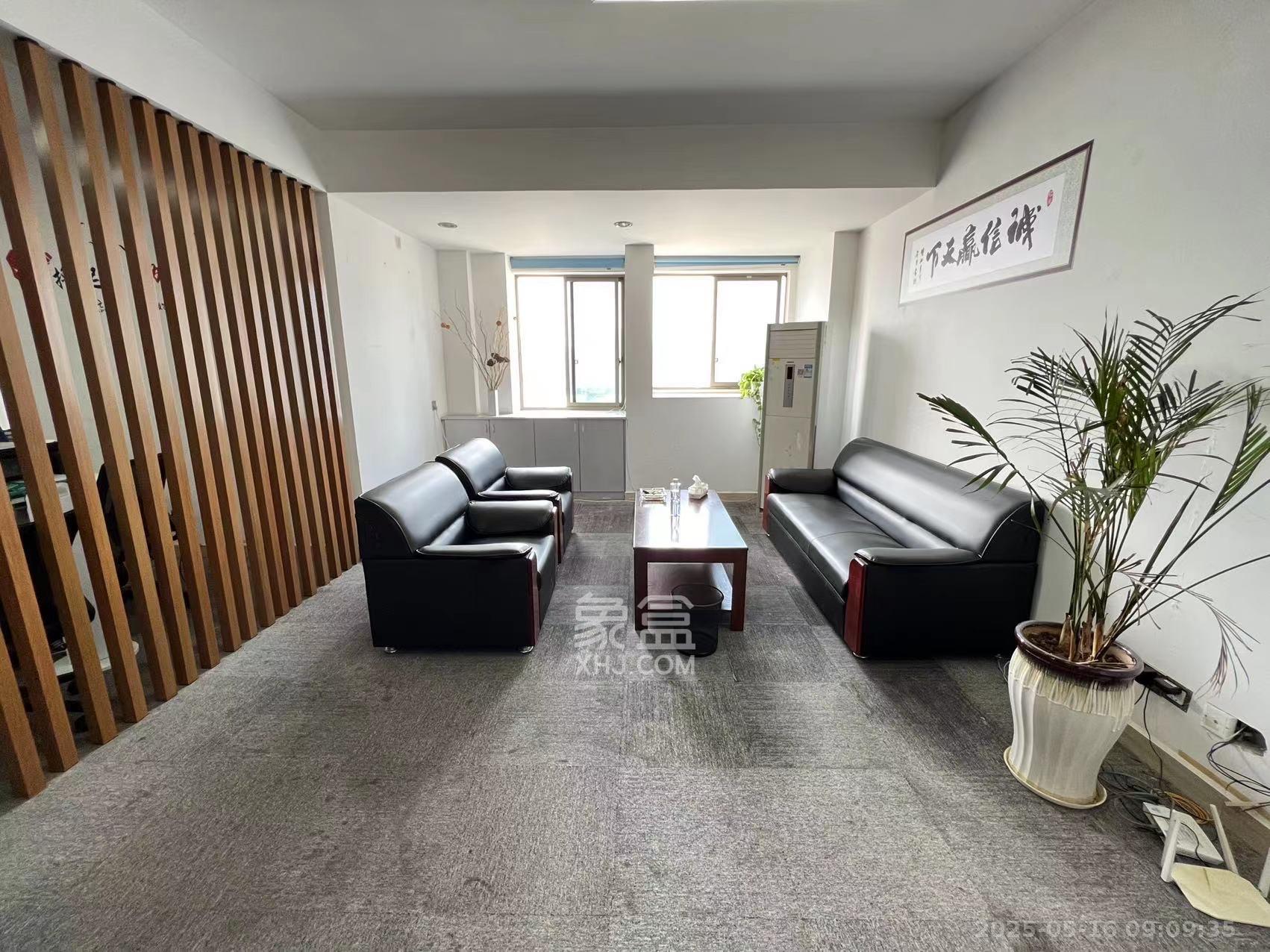 汇达国际公馆（汇达大厦）  2室2厅1卫   2500.00元/月室内图