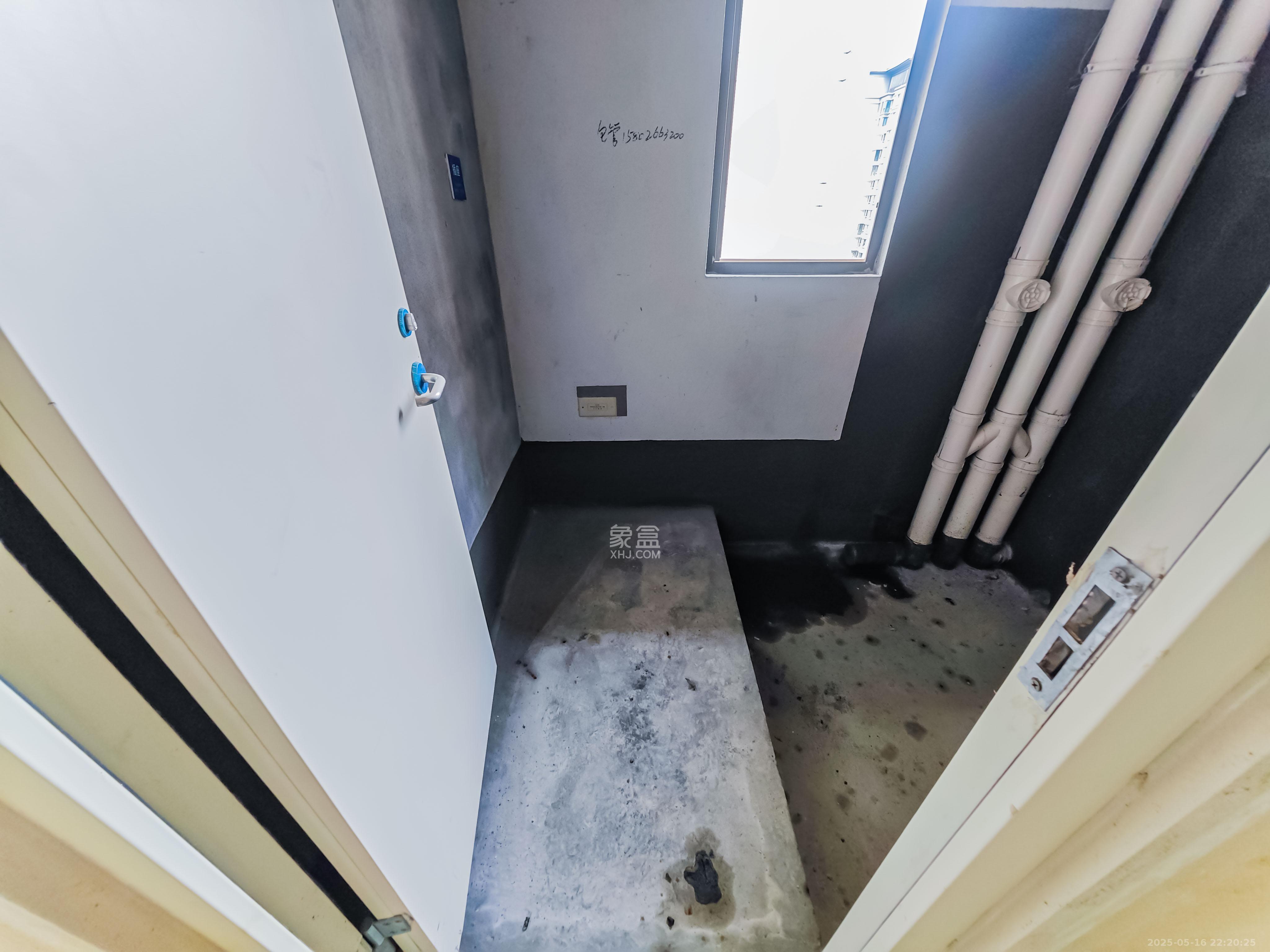 建发玖洲观澜  4室2厅2卫   200.00万其他