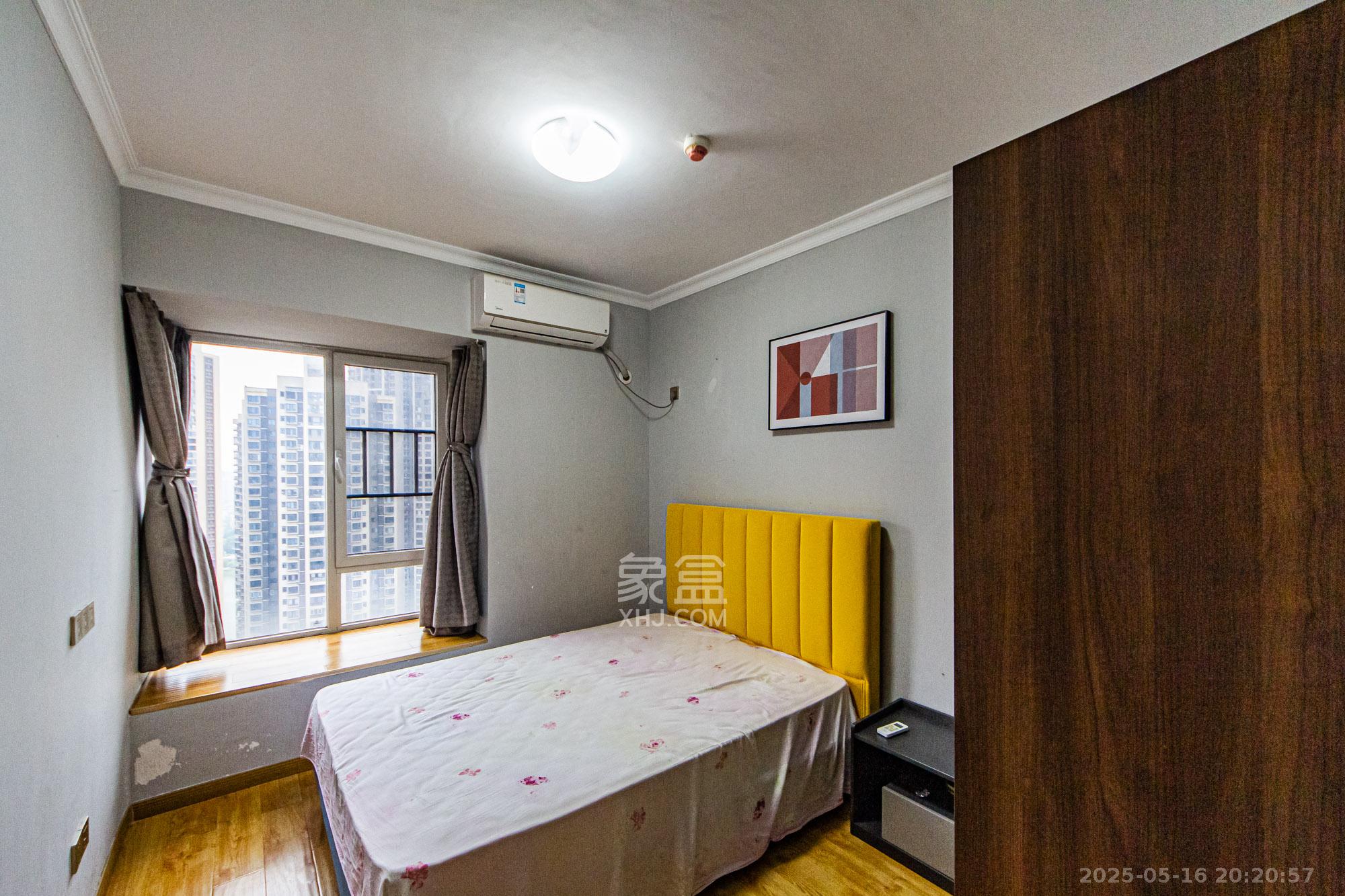 北辰三角洲C3区 4室2厅2卫 195.0万 北辰三角洲C3区 4室2厅2卫 195.0万卧室