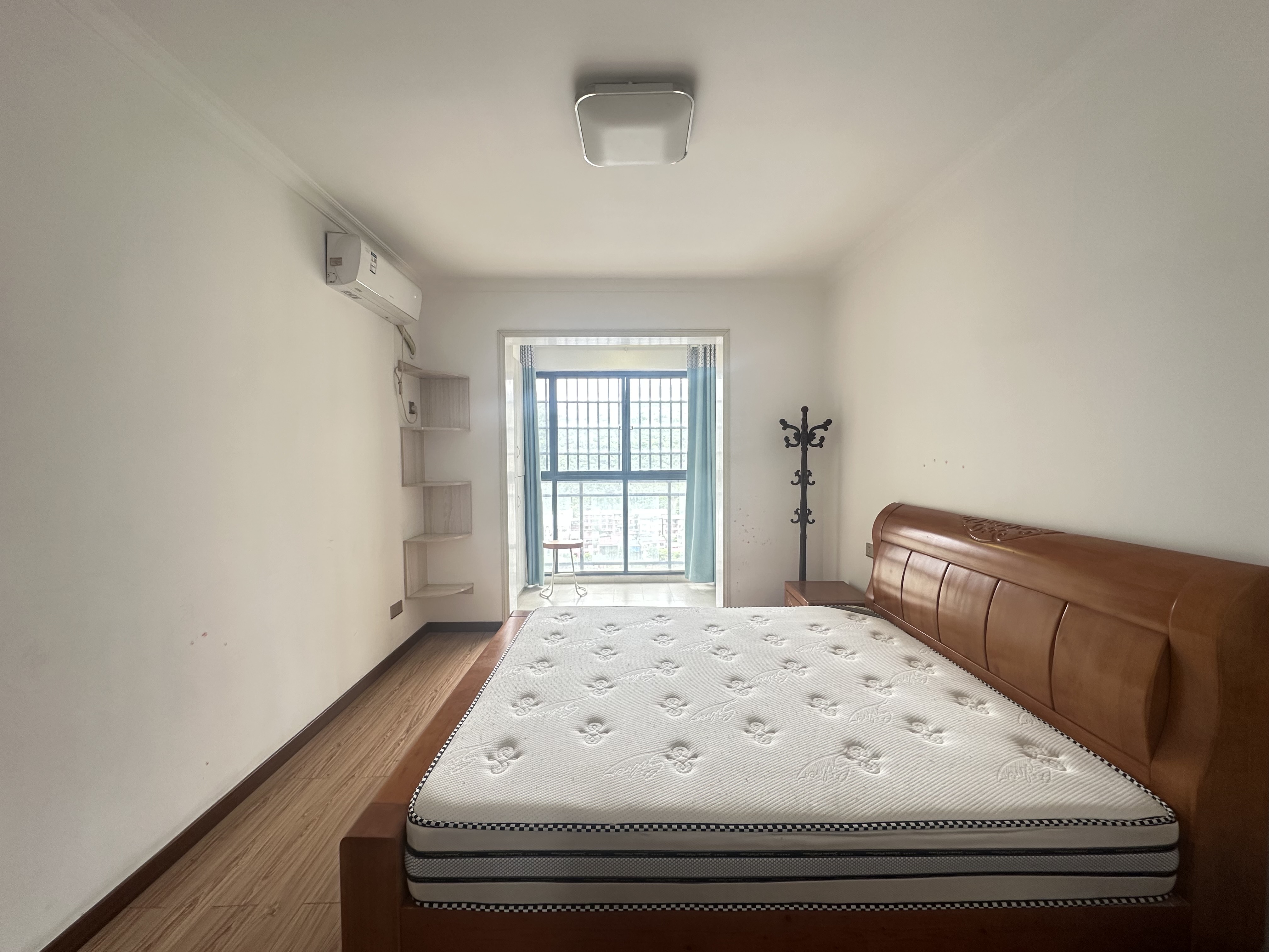 丽景天下一期 4室2厅2卫 2200.0元/月 丽景天下一期 4室2厅2卫 2200.0元/月室内图