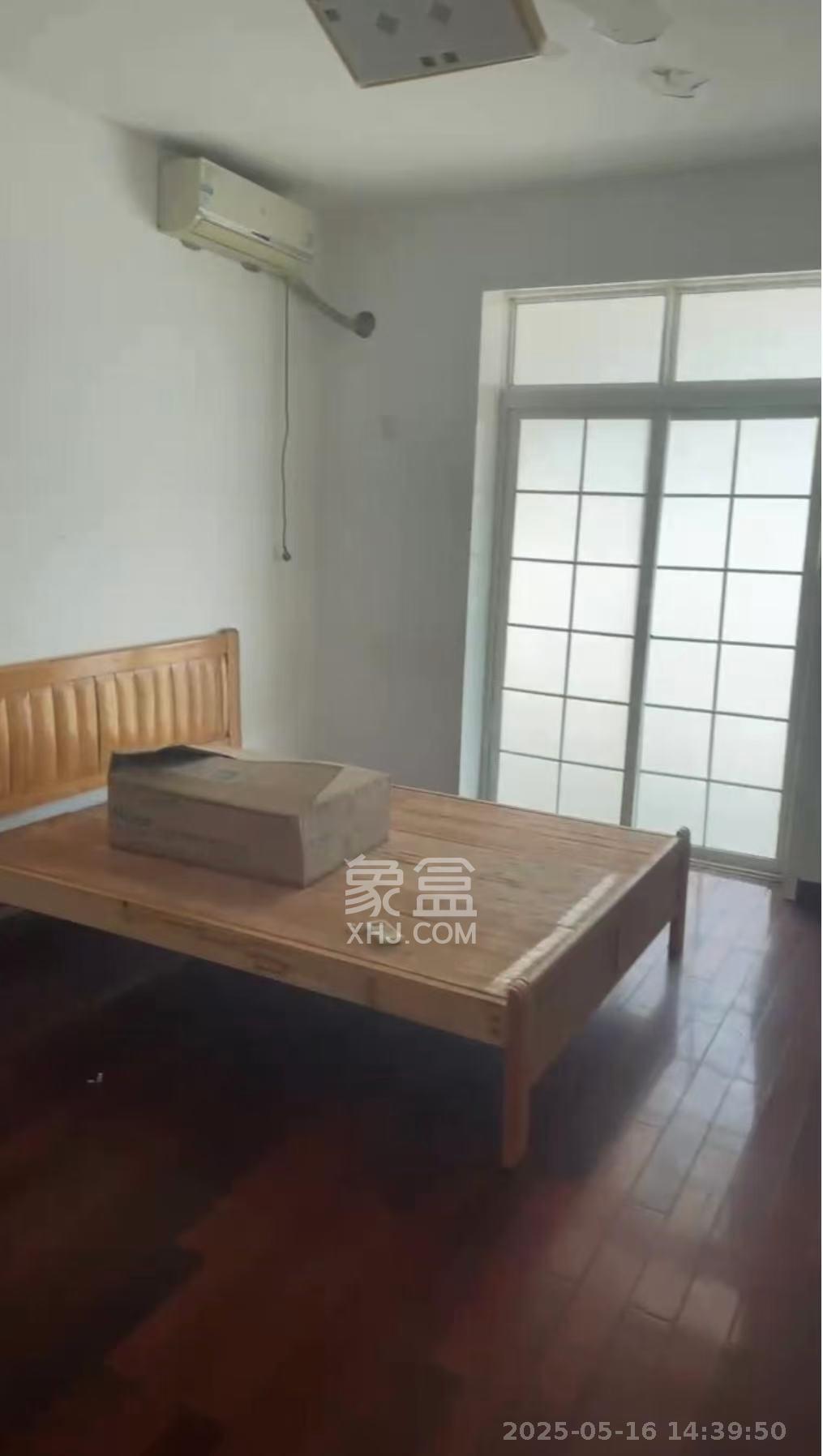 美林景园  5室2厅3卫    4000.0元/月室内图