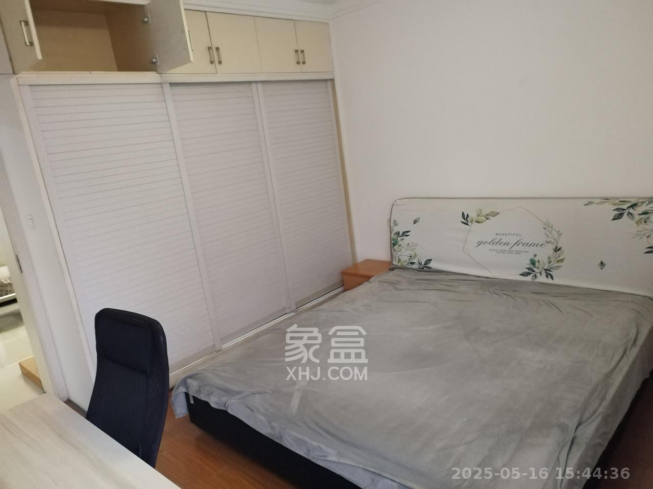 紫荆花园新铁路宿舍  2室2厅1卫    1750.0元/月室内图