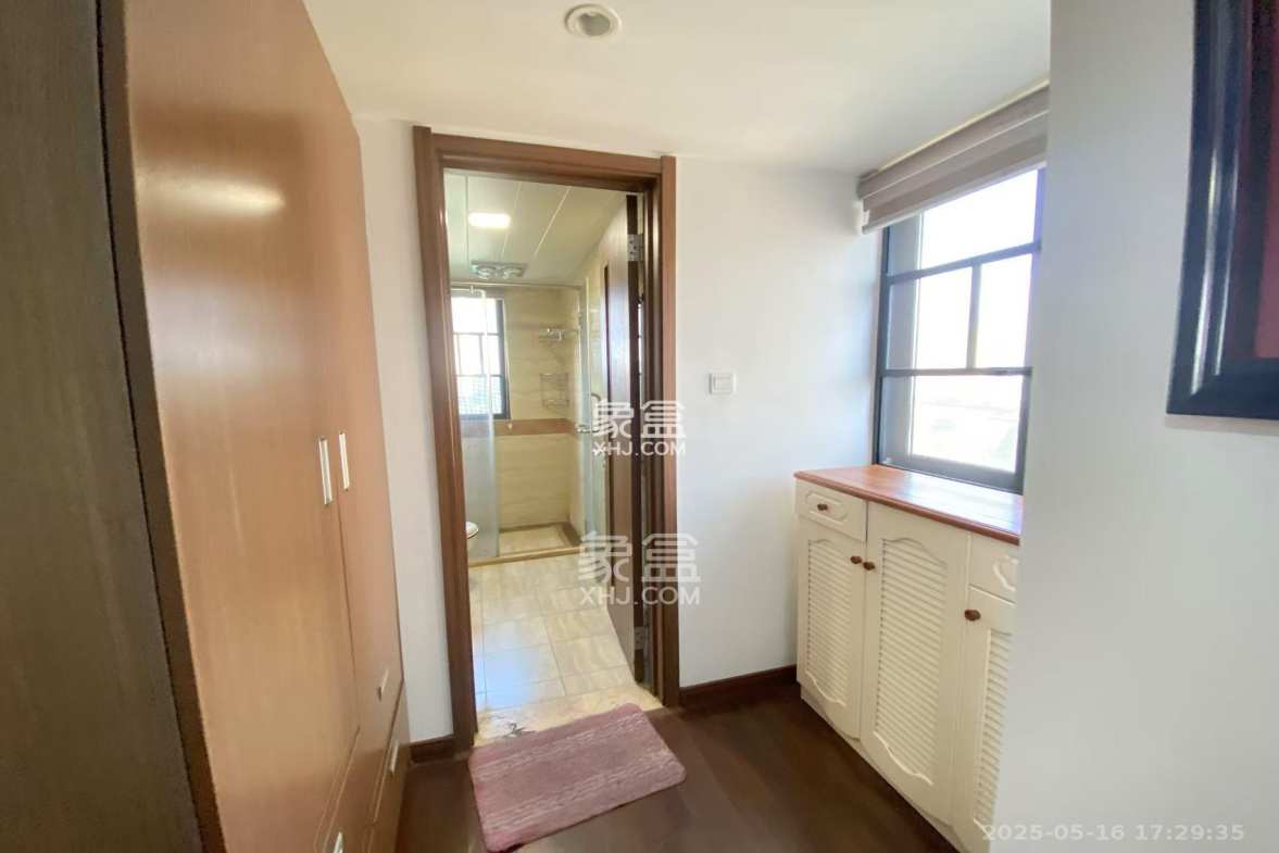 万科白鹭郡 4室2厅2卫 3800.0元/月 万科白鹭郡 4室2厅2卫 3800.0元/月室内图