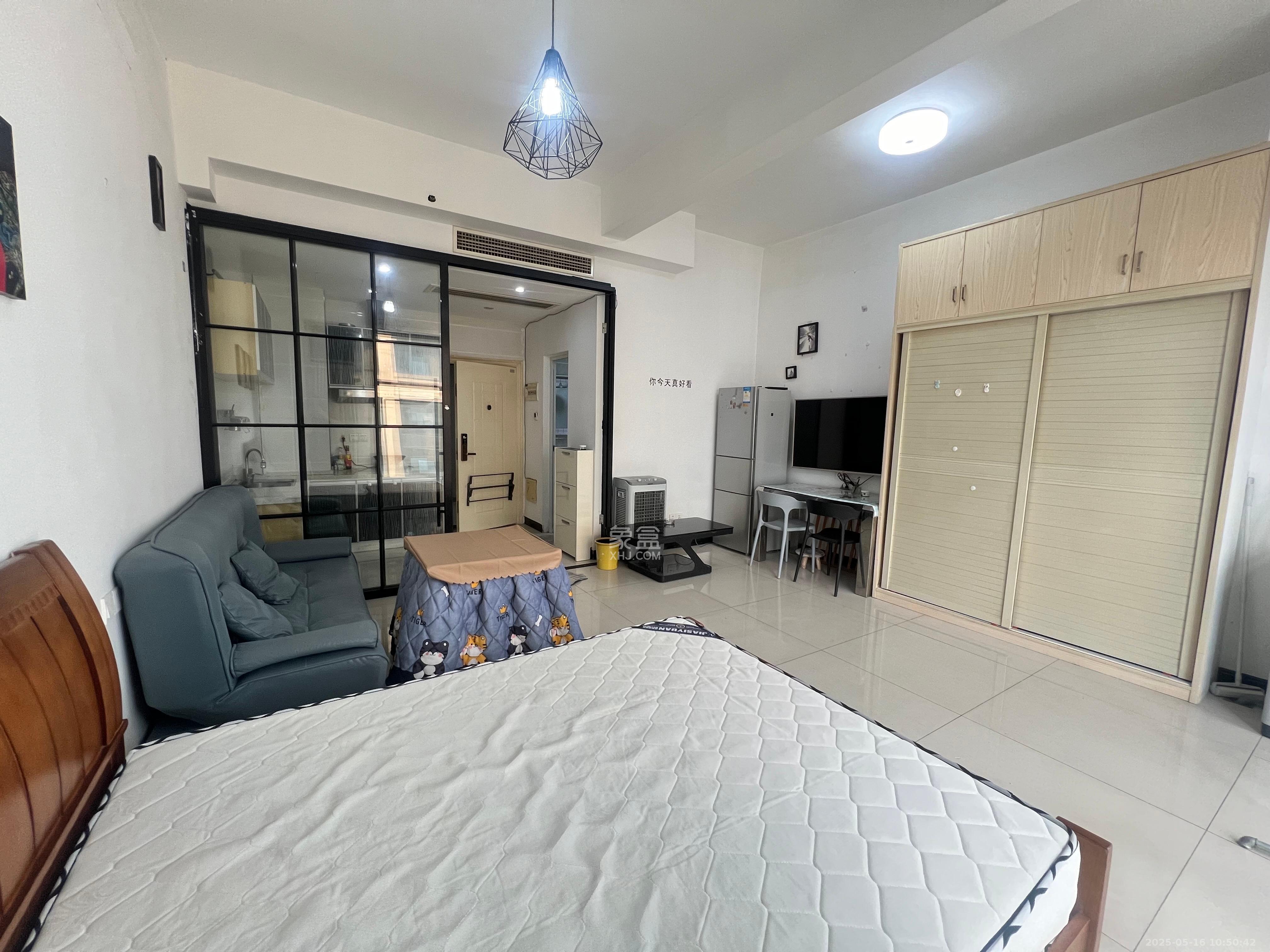 御溪国际  1室1厅1卫    1600.0元/月 御溪国际  1室1厅1卫    1600.0元/月室内图