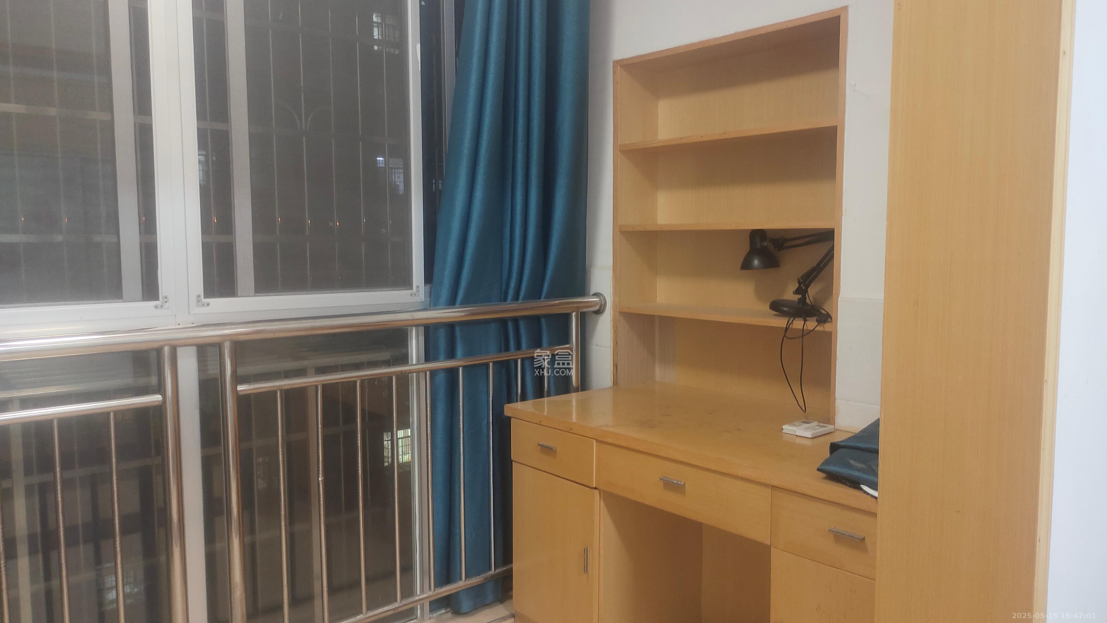 先锋新宇  3室2厅2卫   2300.00元/月室内图