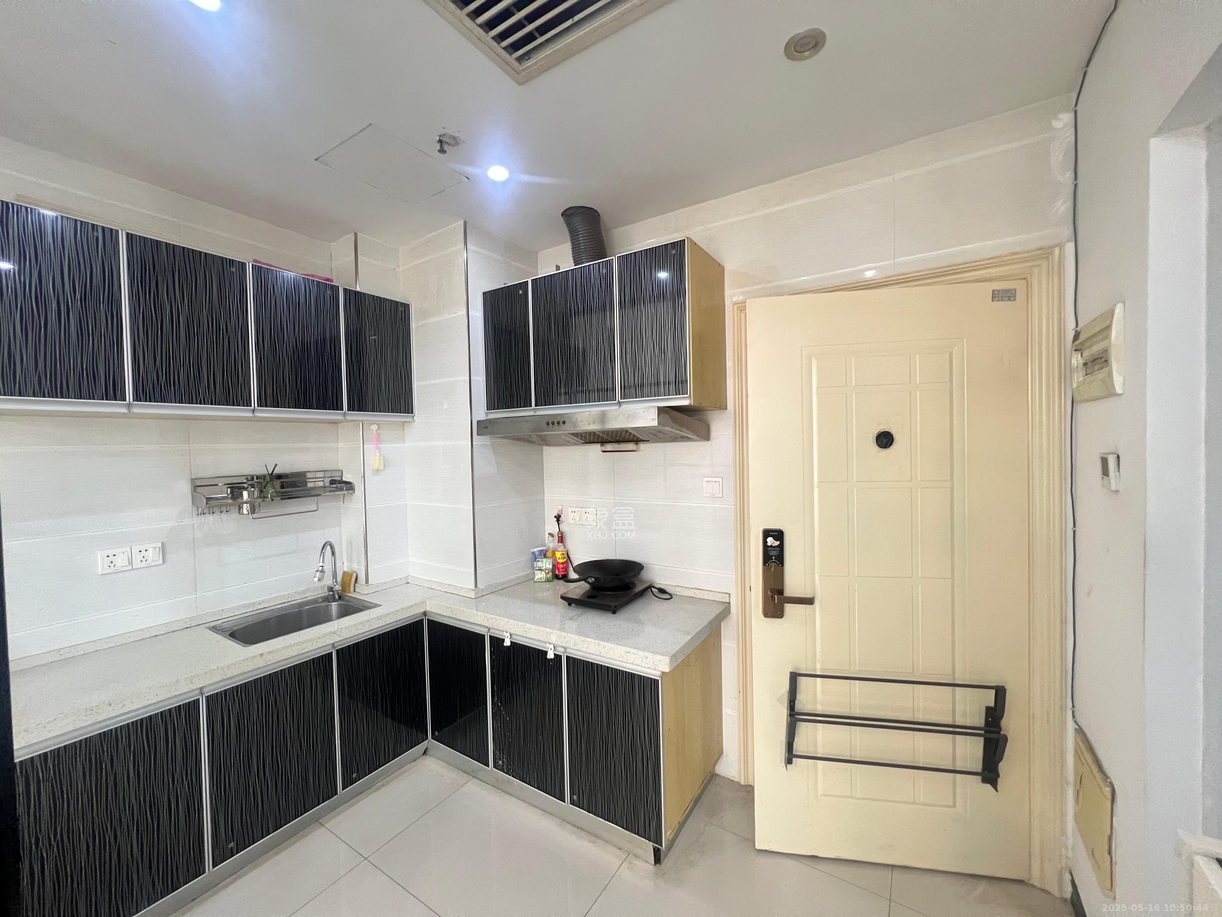 御溪国际  1室1厅1卫    1600.0元/月 御溪国际  1室1厅1卫    1600.0元/月室内图