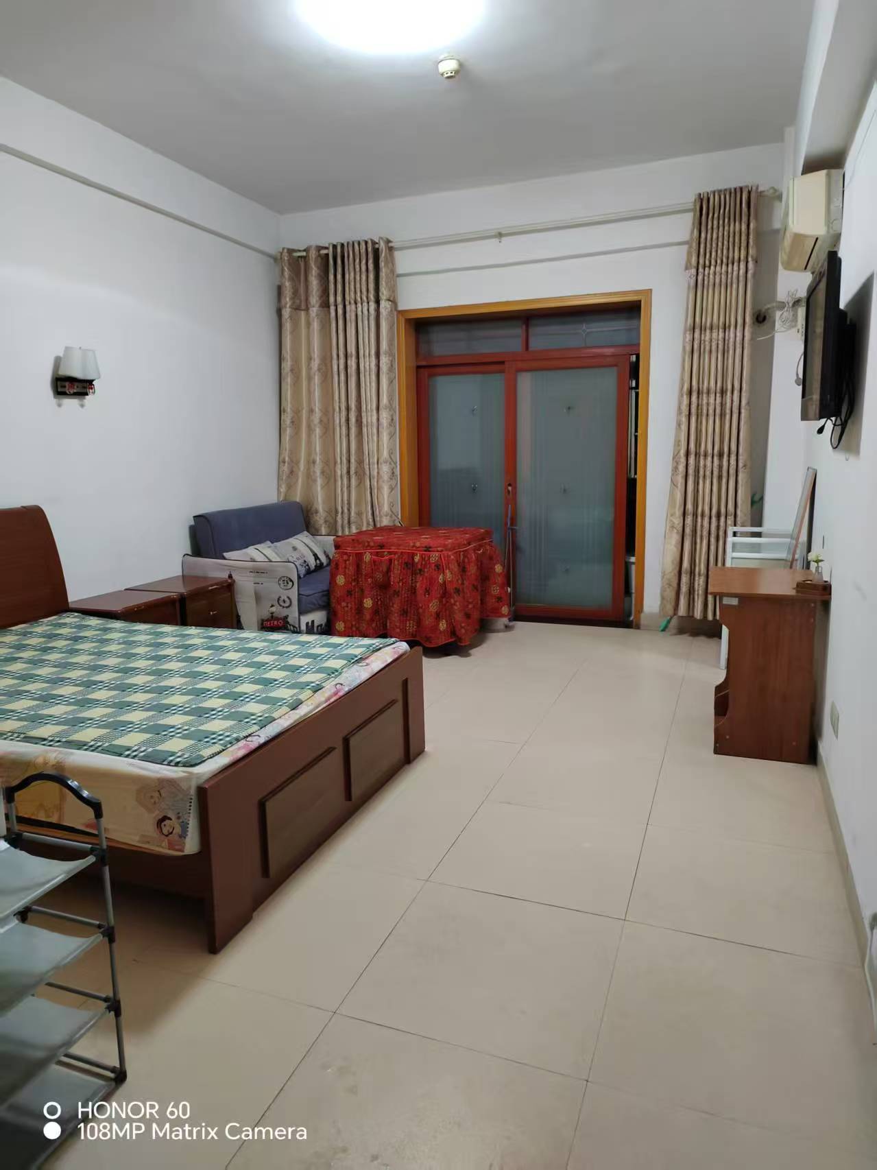 鹏泰国际 1室1厅1卫 1000.0元/月 鹏泰国际 1室1厅1卫 1000.0元/月室内图