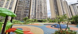 绿地海德公馆  3室2厅2卫   158.00万