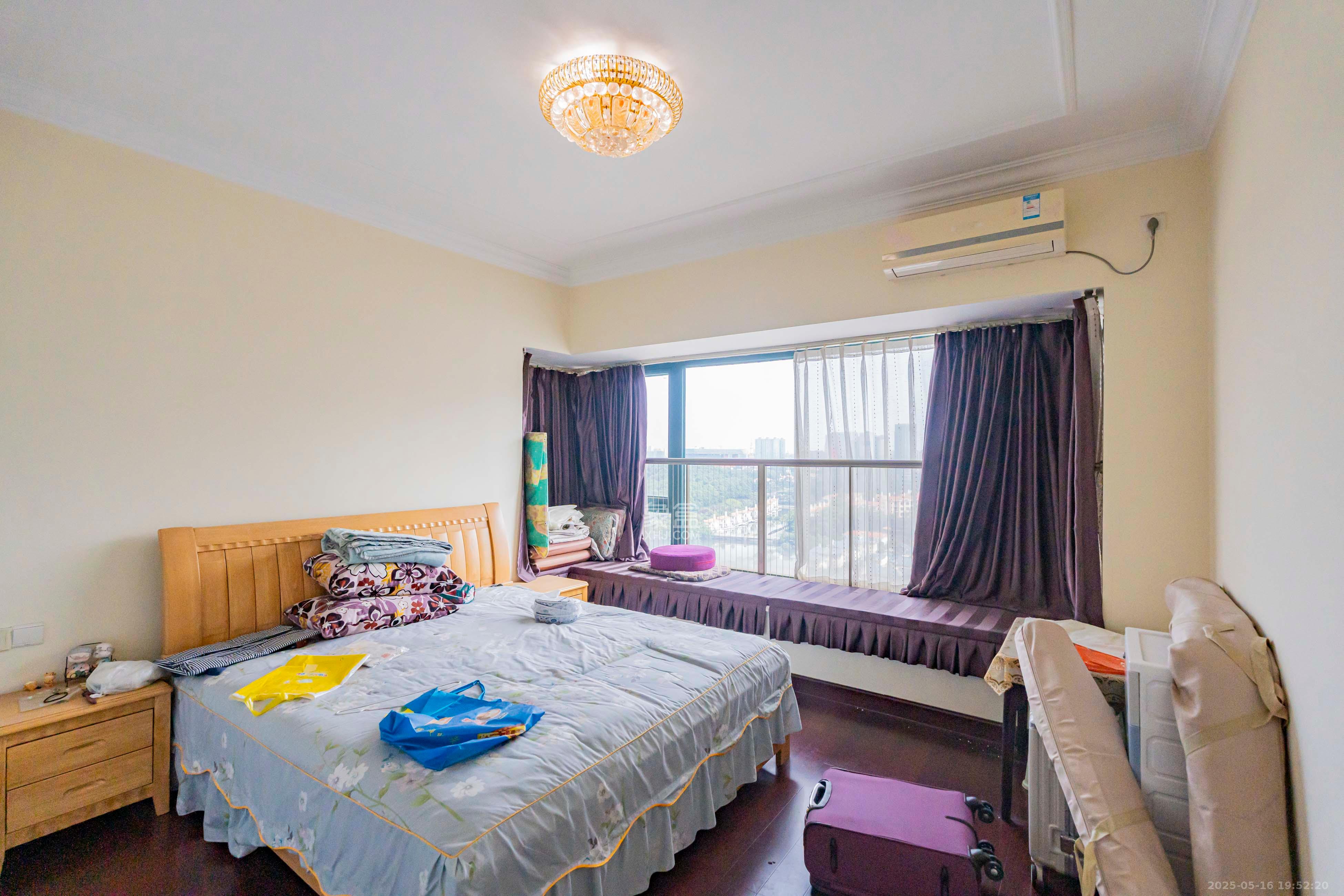 恒大雅苑 3室2厅2卫 95.0万 恒大雅苑 3室2厅2卫 95.0万卧室