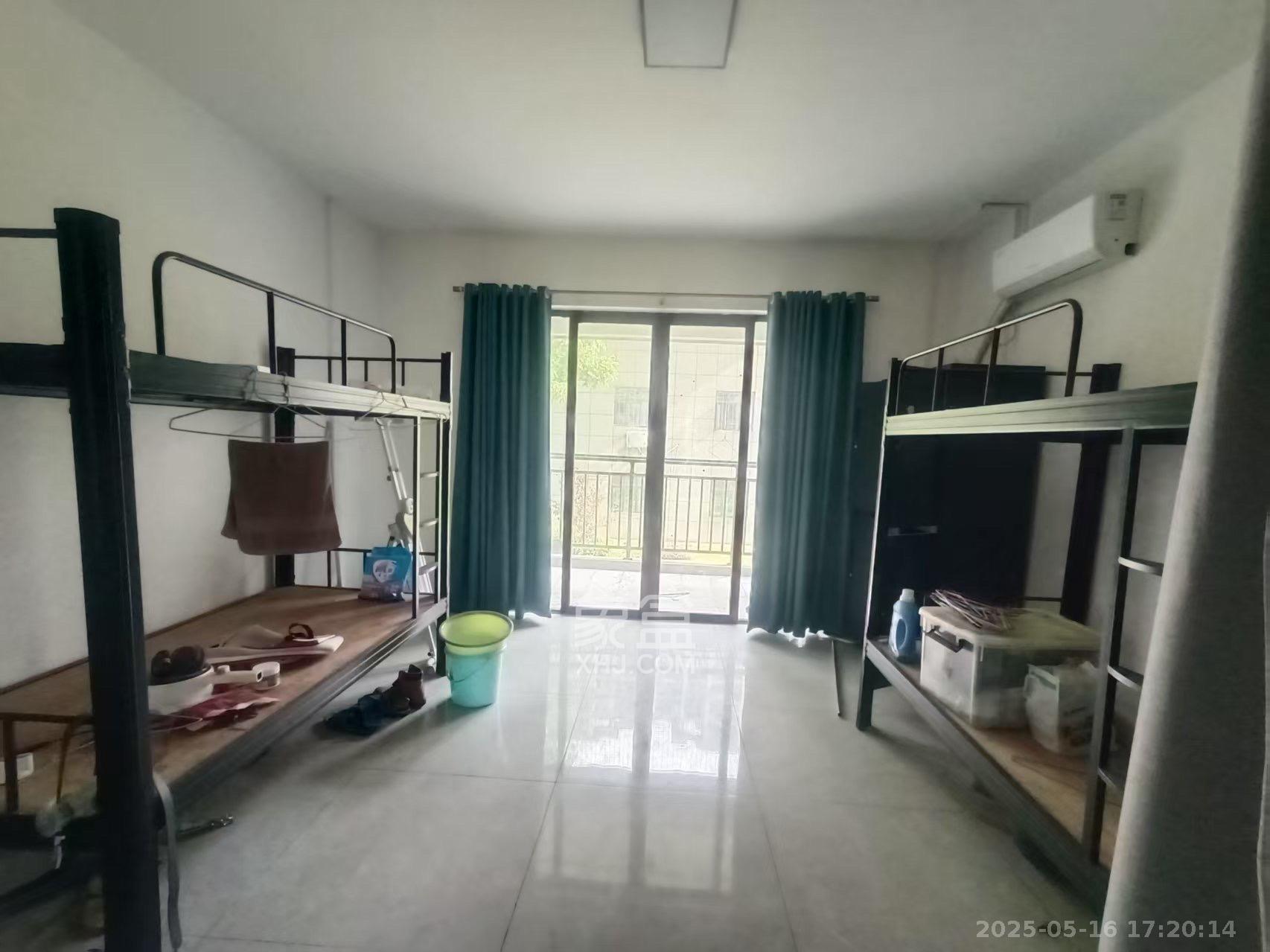 艺源颂雅小区(719街区) 5室0厅0卫 4000.0元/月 艺源颂雅小区(719街区) 5室0厅0卫 4000.0元/月室内图