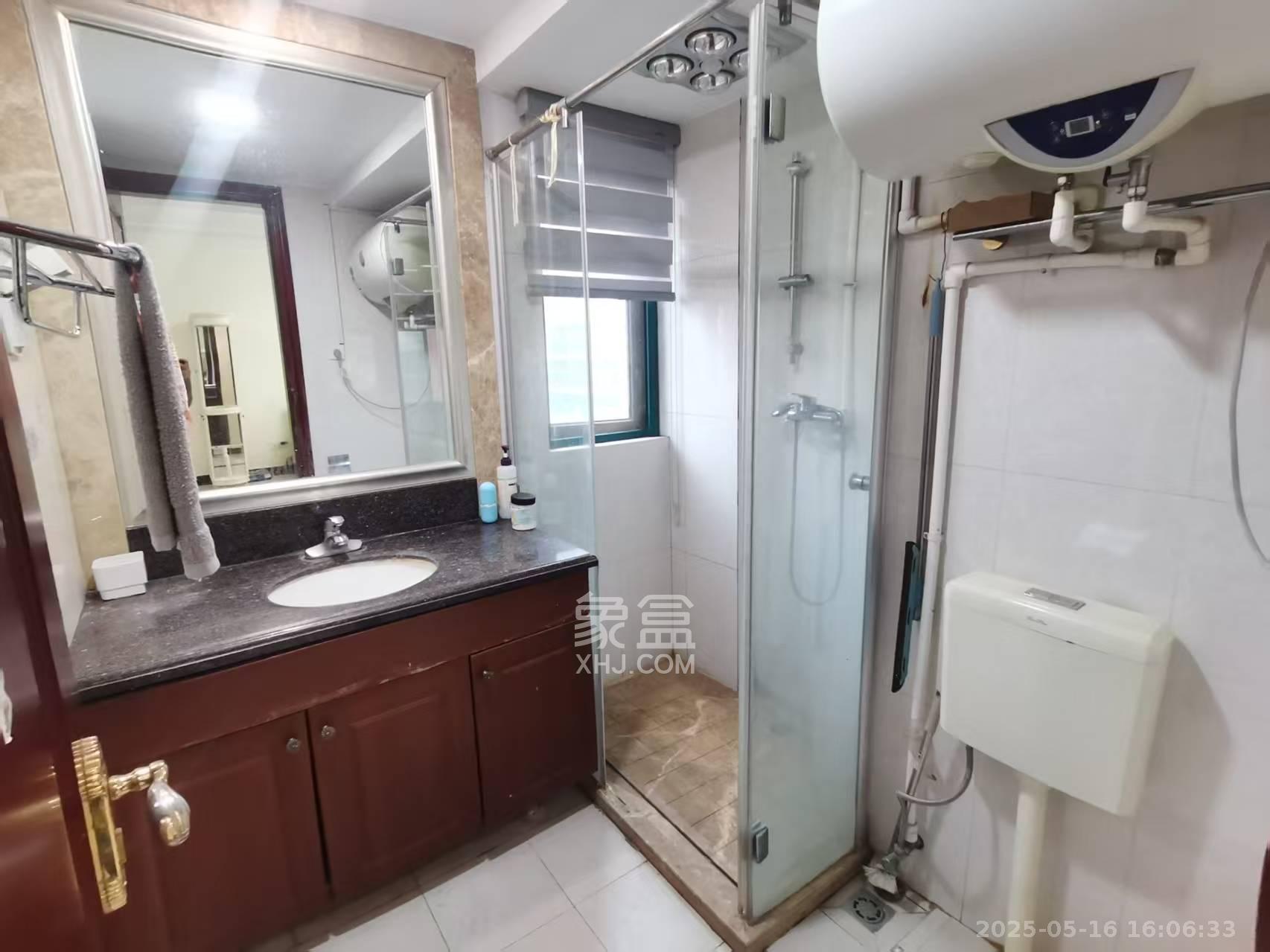 恒大华府  2室2厅1卫    2400.0元/月 恒大华府  2室2厅1卫    2400.0元/月室内图