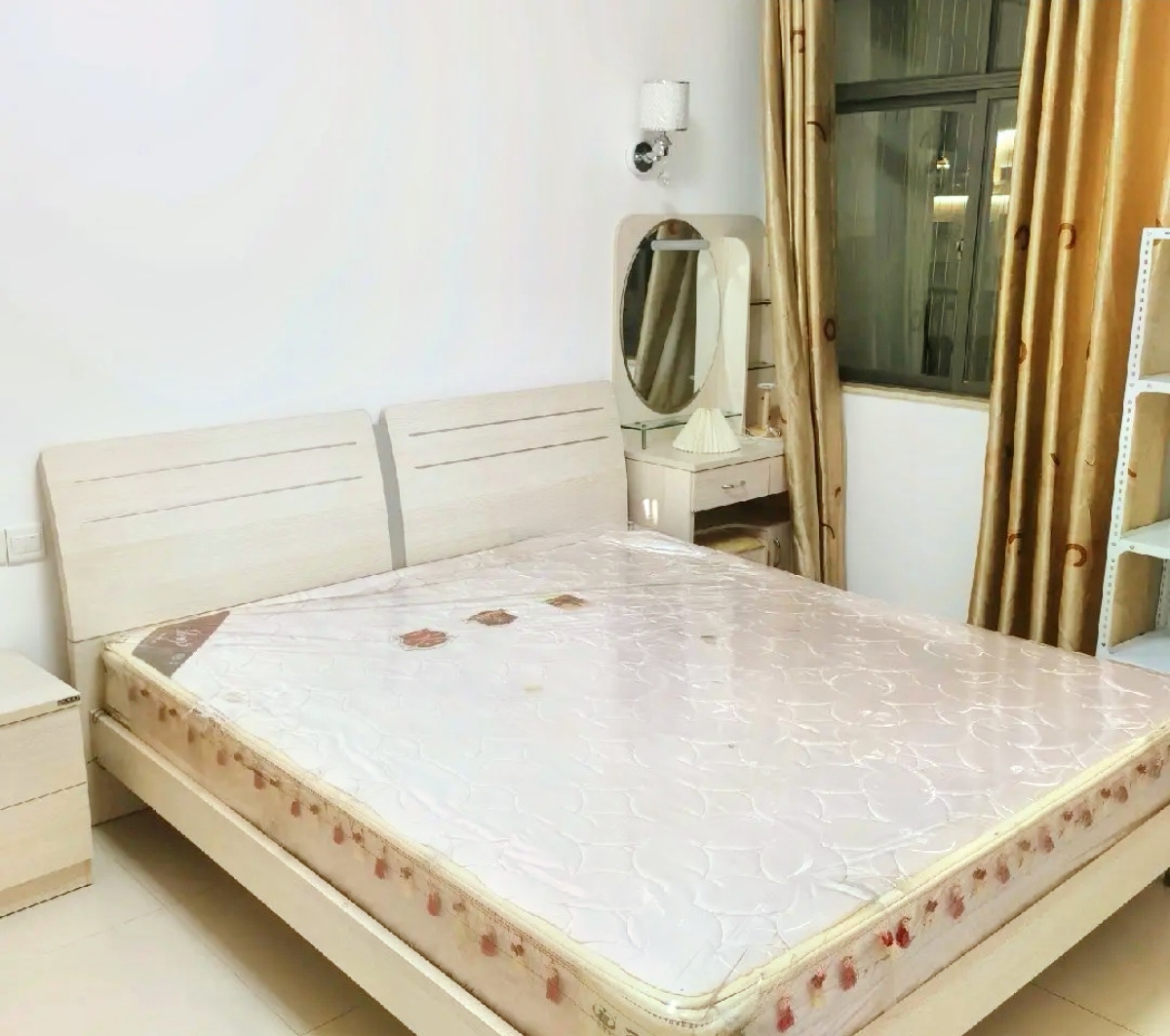 宜家广场  2室1厅1卫    90.0万 宜家广场  2室1厅1卫    90.0万室内图