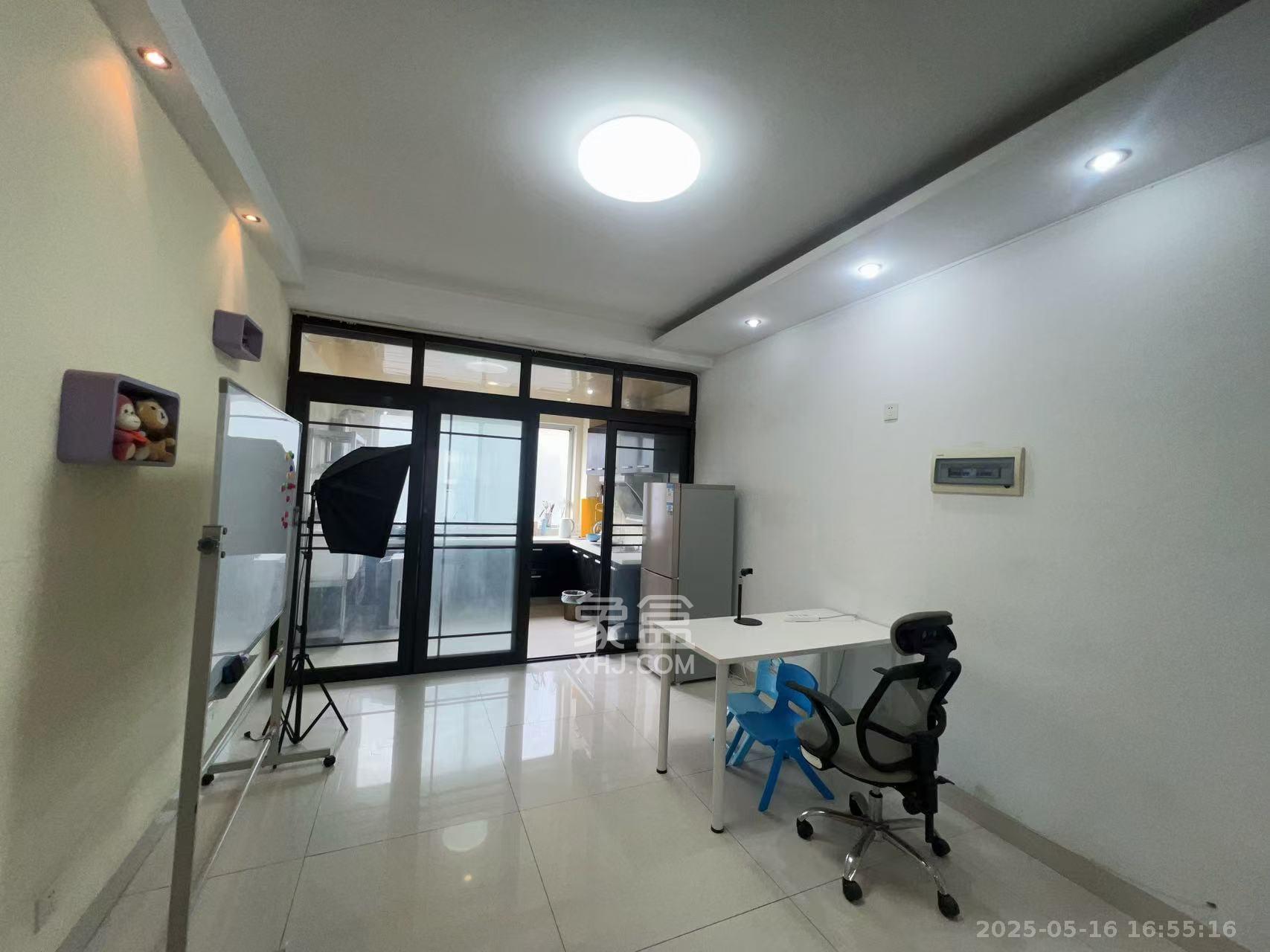 湖湘名都 4室2厅2卫 2500.0元/月 湖湘名都 4室2厅2卫 2500.0元/月室内图