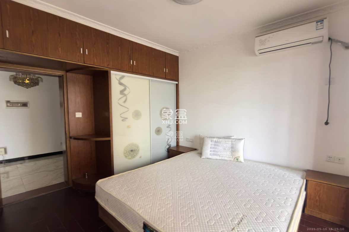 南郡雅园 2室2厅1卫 1400.0元/月 南郡雅园 2室2厅1卫 1400.0元/月室内图