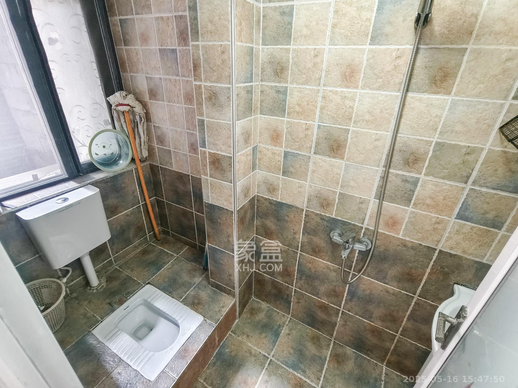 红树湾 1室1厅1卫 23.0万 红树湾 1室1厅1卫 23.0万卫生间