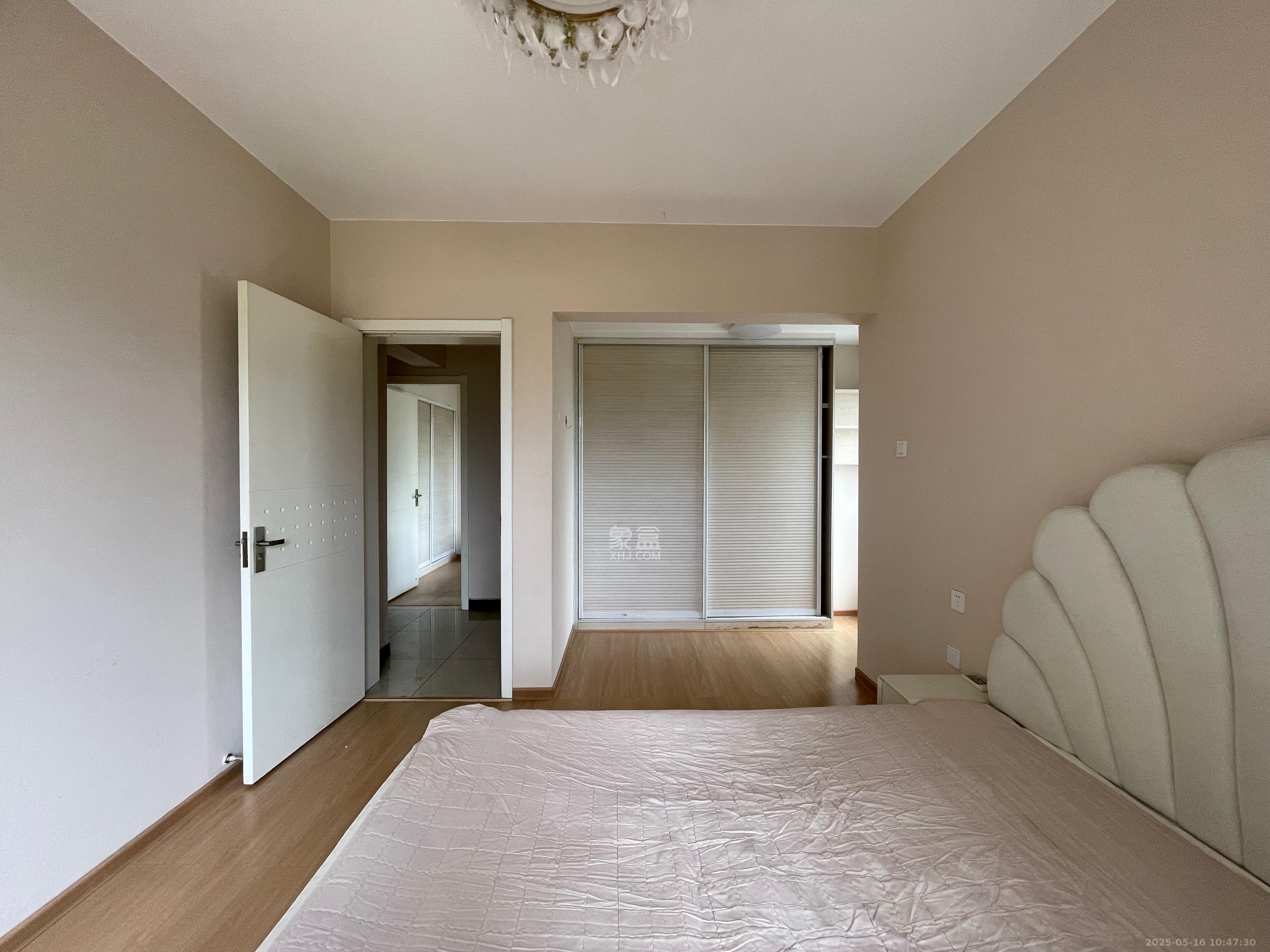 达美D6区 3室2厅2卫 3300.0元/月 达美D6区 3室2厅2卫 3300.0元/月室内图