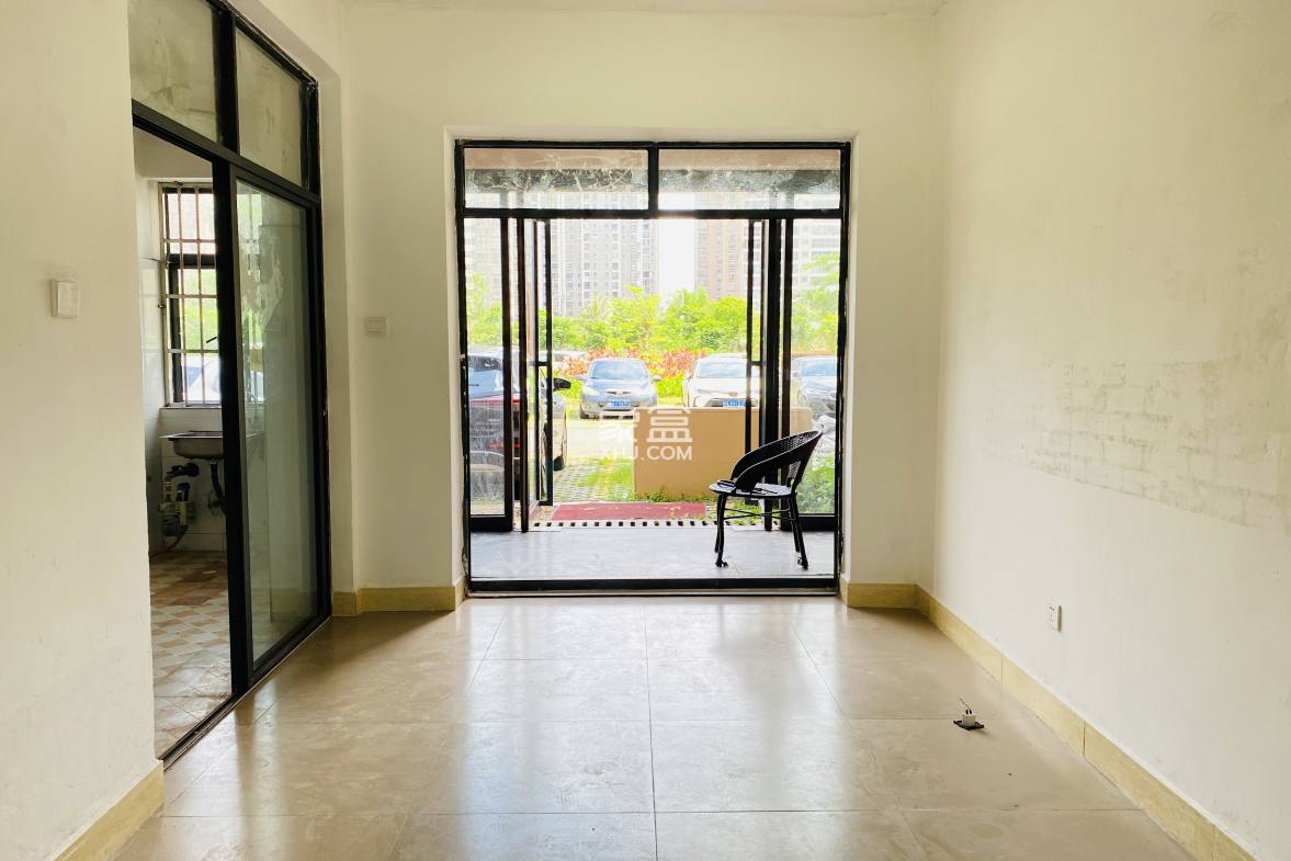 红城湖延长线(别名:滨江华庭) 3室2厅1卫 3800.0元/月 红城湖延长线(别名:滨江华庭) 3室2厅1卫 3800.0元/月室内图