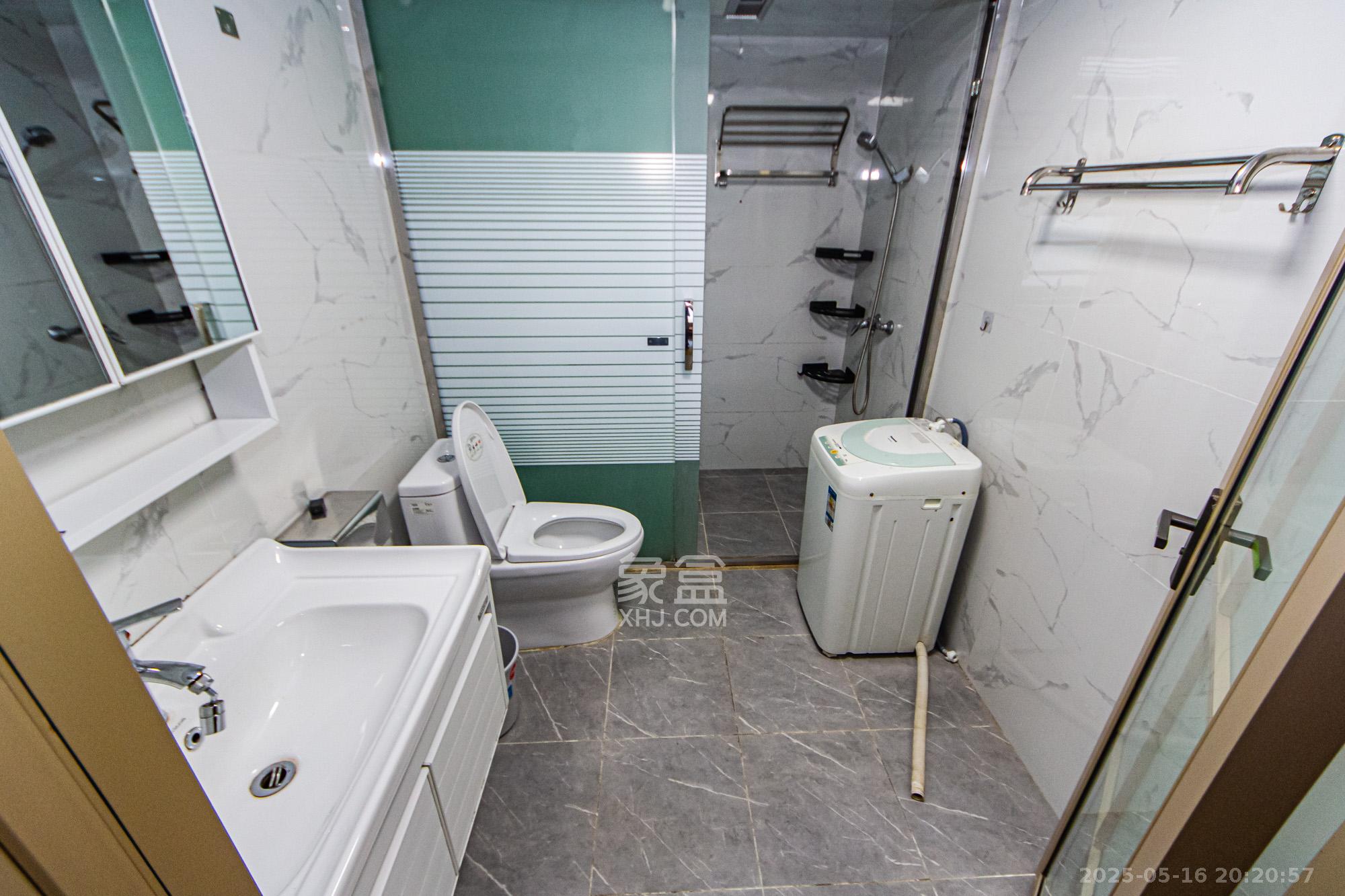 北辰三角洲C3区 4室2厅2卫 195.0万 北辰三角洲C3区 4室2厅2卫 195.0万卫生间