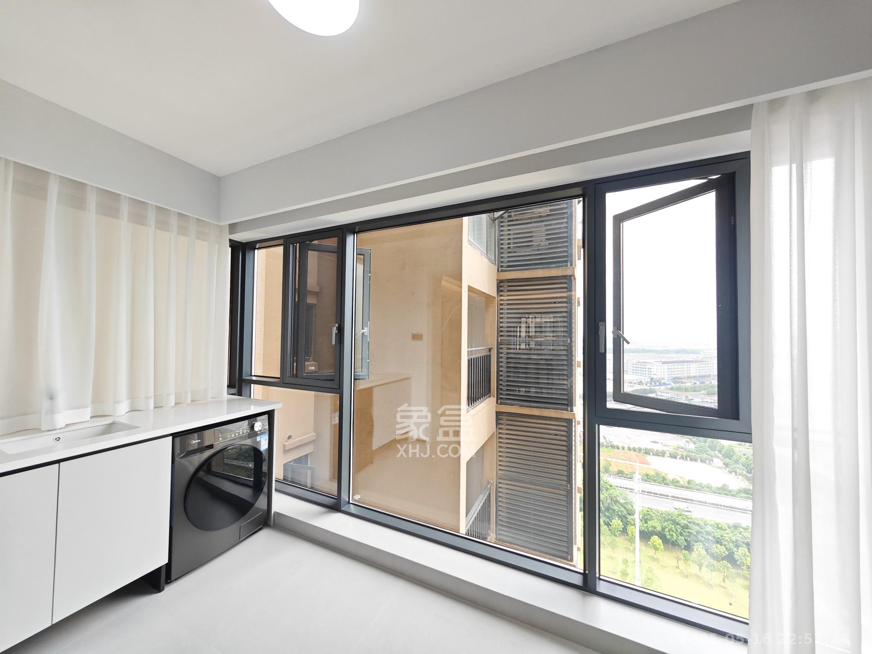 中建嘉和城  3室2厅2卫   109.80万其他