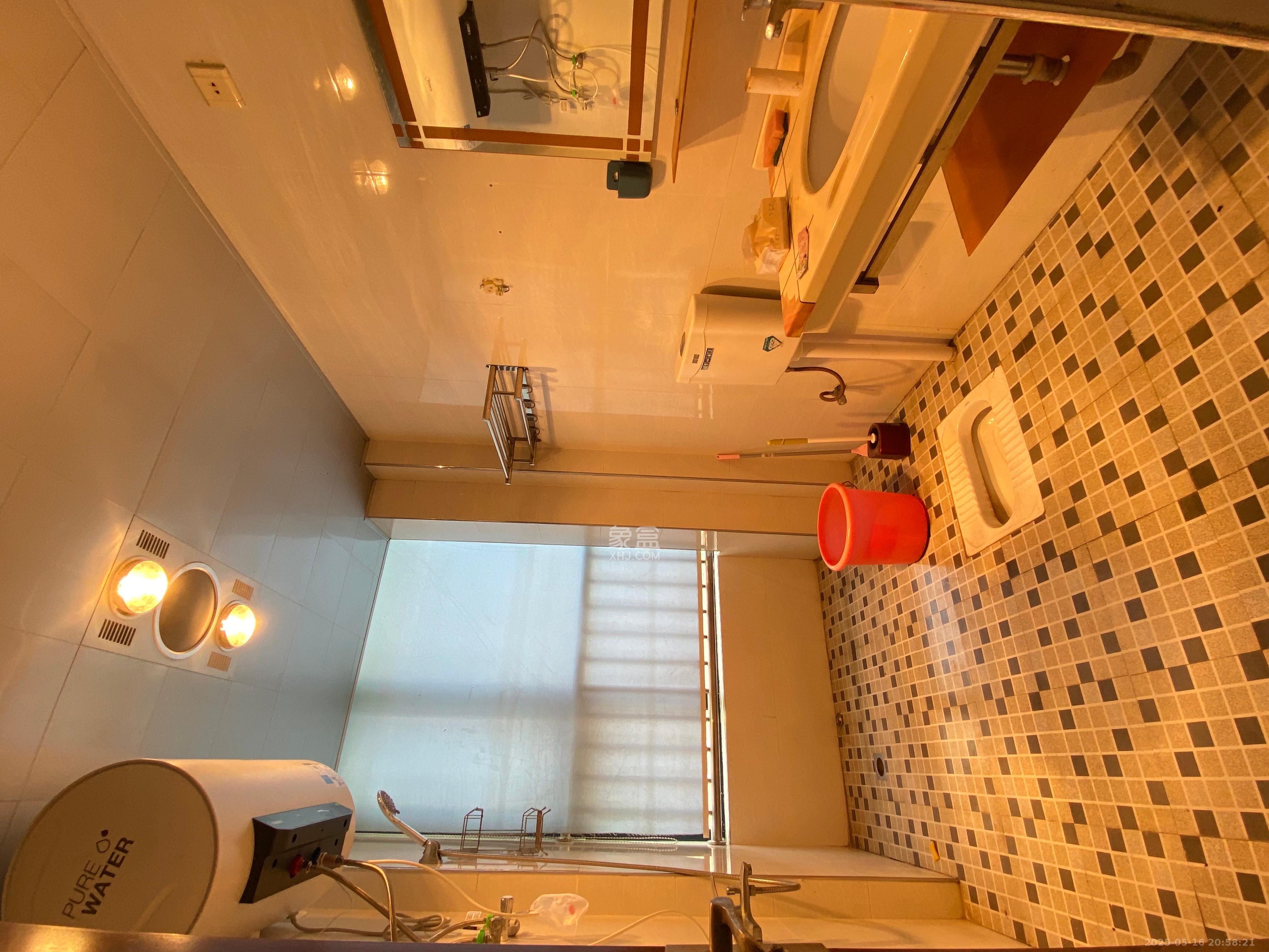 藏珑湖上国际花园 2室2厅2卫 2500.0元/月 藏珑湖上国际花园 2室2厅2卫 2500.0元/月室内图