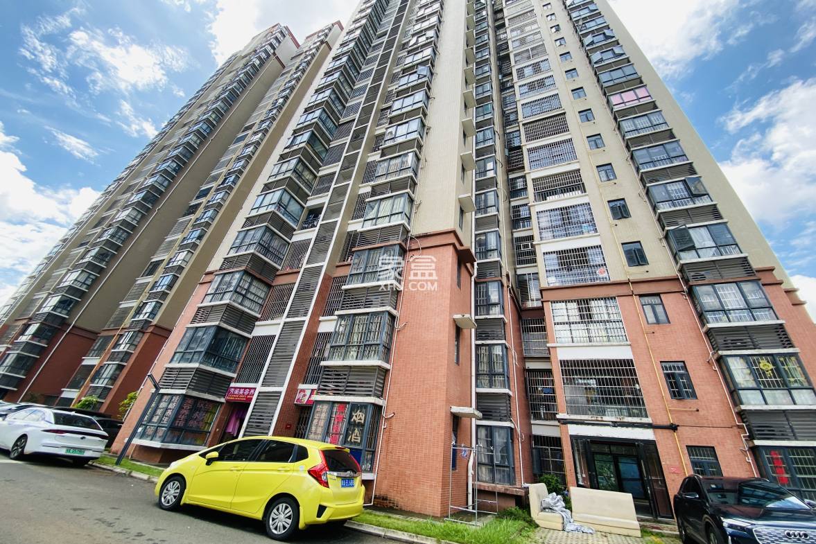 红城湖延长线(别名:滨江华庭) 3室2厅1卫 3800.0元/月 红城湖延长线(别名:滨江华庭) 3室2厅1卫 3800.0元/月室内图