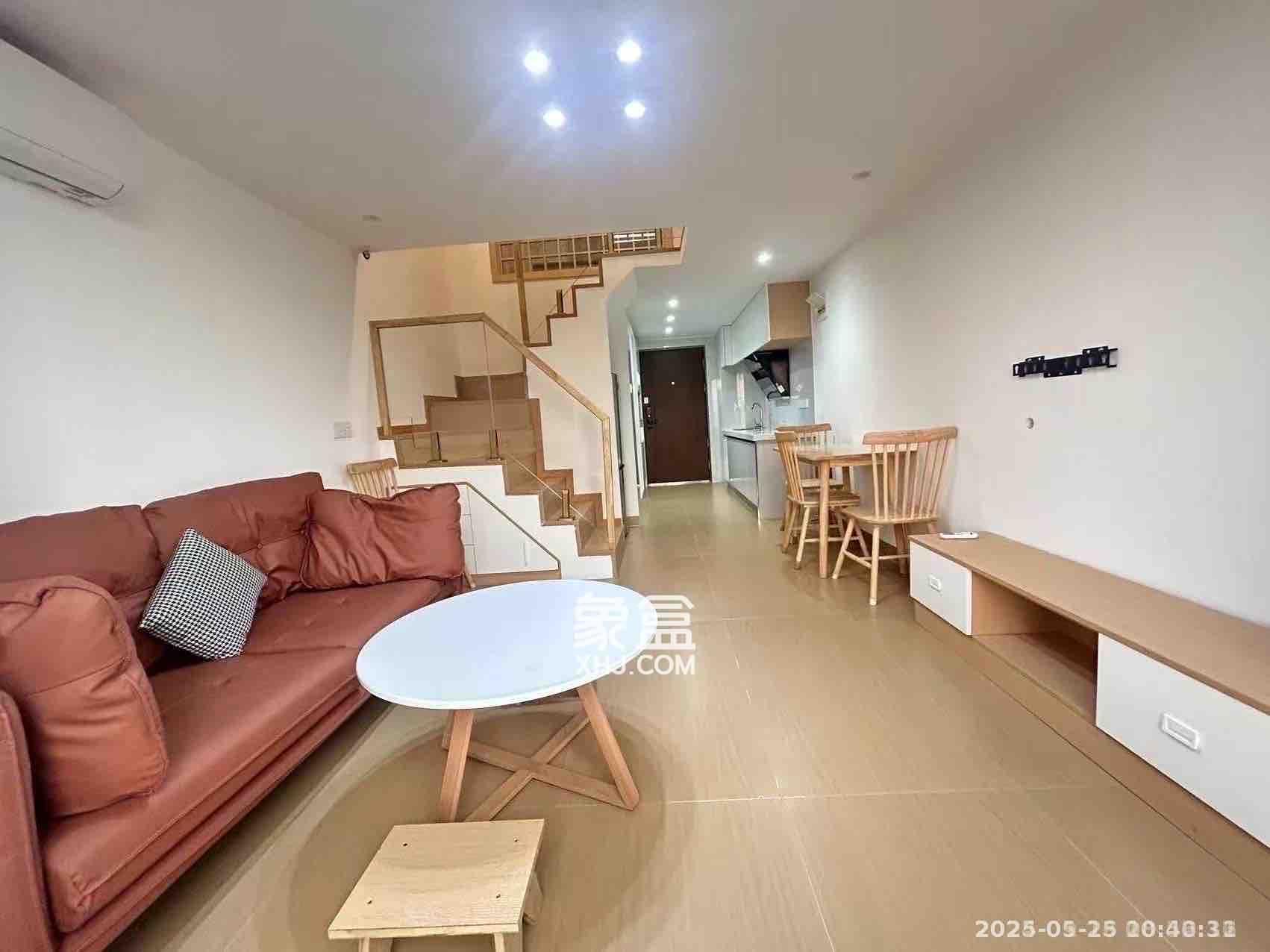 越秀悦湖台  2室1厅1卫    2700.0元/月 越秀悦湖台  2室1厅1卫    2700.0元/月室内图